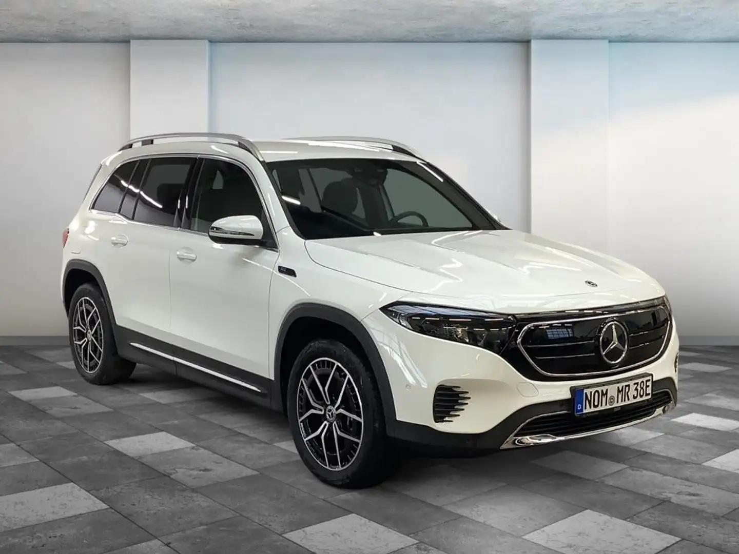 Mercedes-Benz EQB 300 4M Progressive/AMG-LMR/LED/Kamera/MBUX/ White - 2