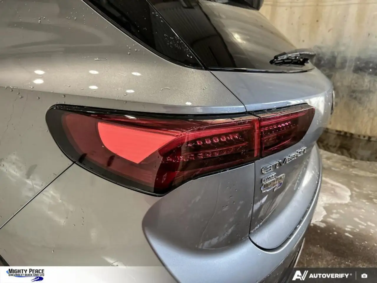 Buick Envision снимка Buick Envision