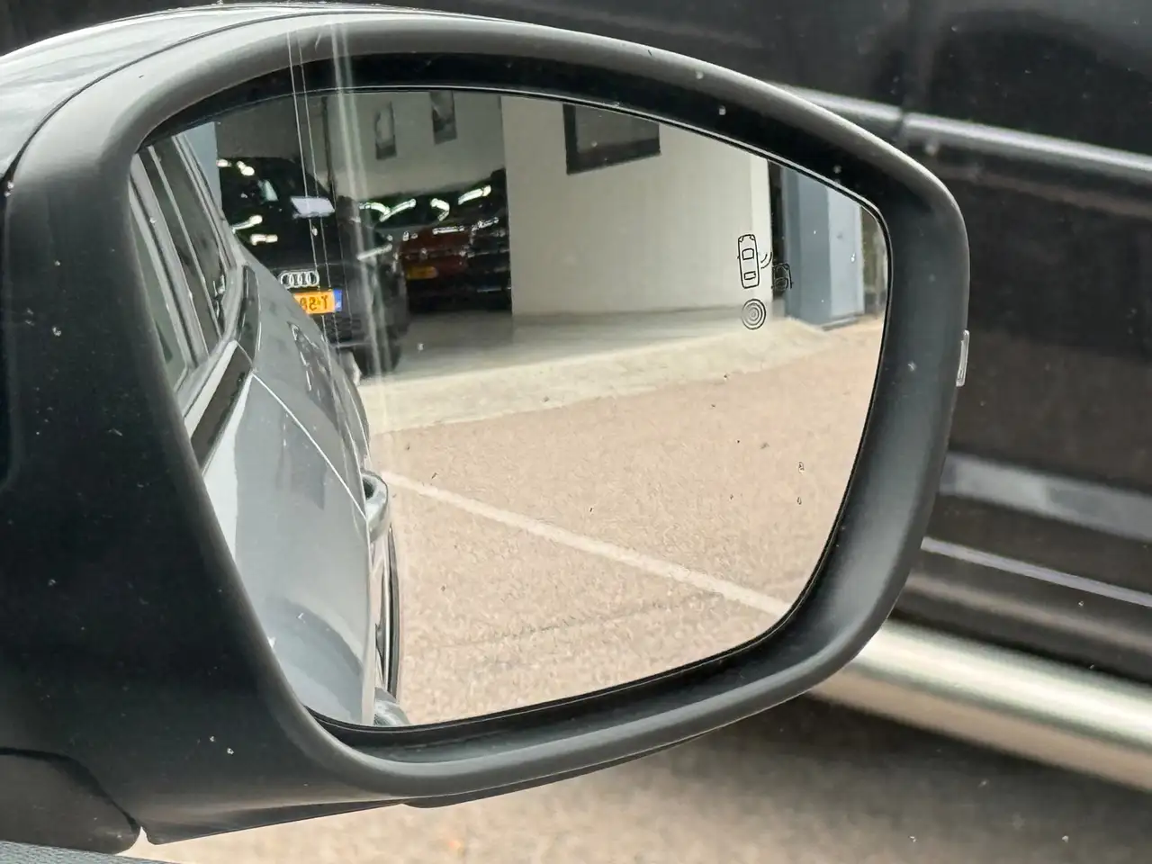 Peugeot 208 1.2 Hybrid GT 100 e-DCS PANO CARPLAY CAMERA, миниатюра 28