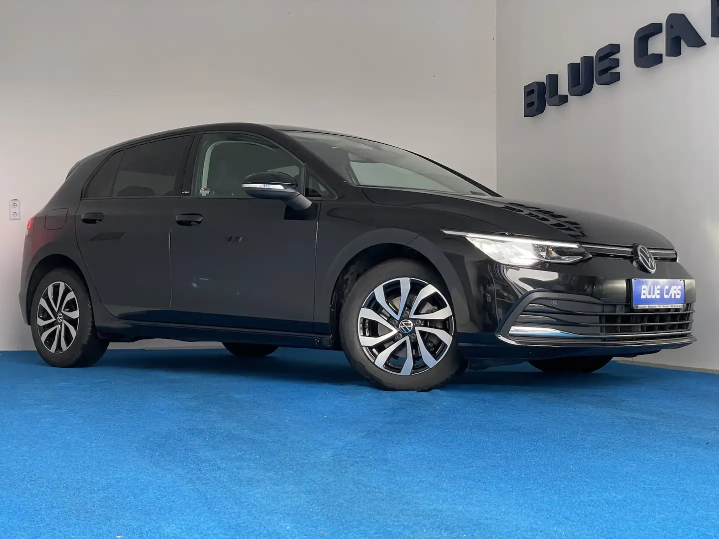 Volkswagen Golf VIII 2.0TDI Active/NAV/ACC/SHZ/KAM/LED/AHK Noir - 1