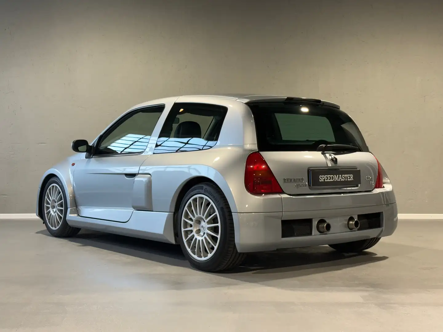 Renault Clio 3.0 V6 Sport **UNIPRO - MAI URTATA** Silber - 2