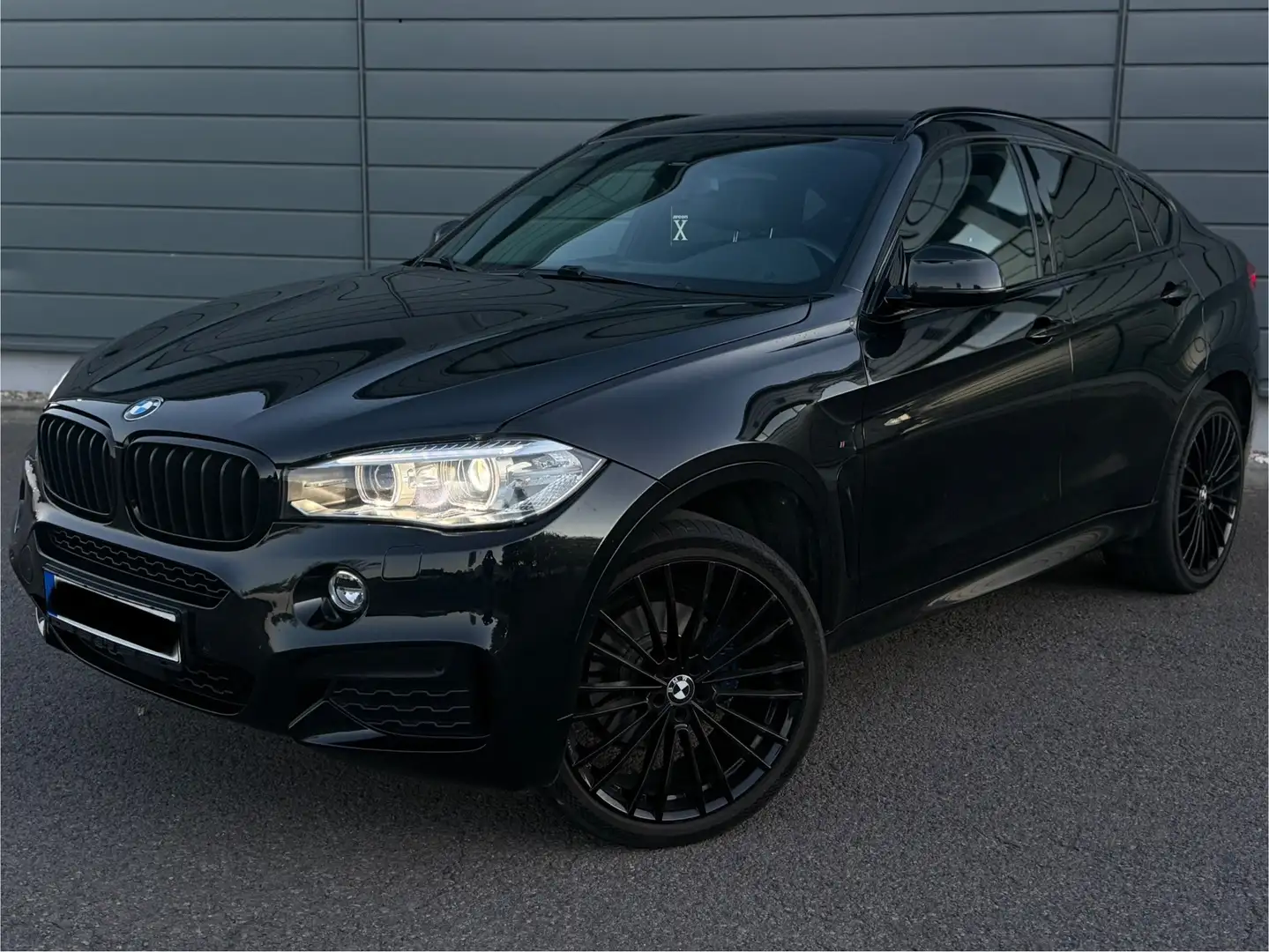 BMW X6 xDrive 40d*M-PAKET*AHK*SPUR*2HAND* 22-ZOL Noir - 2