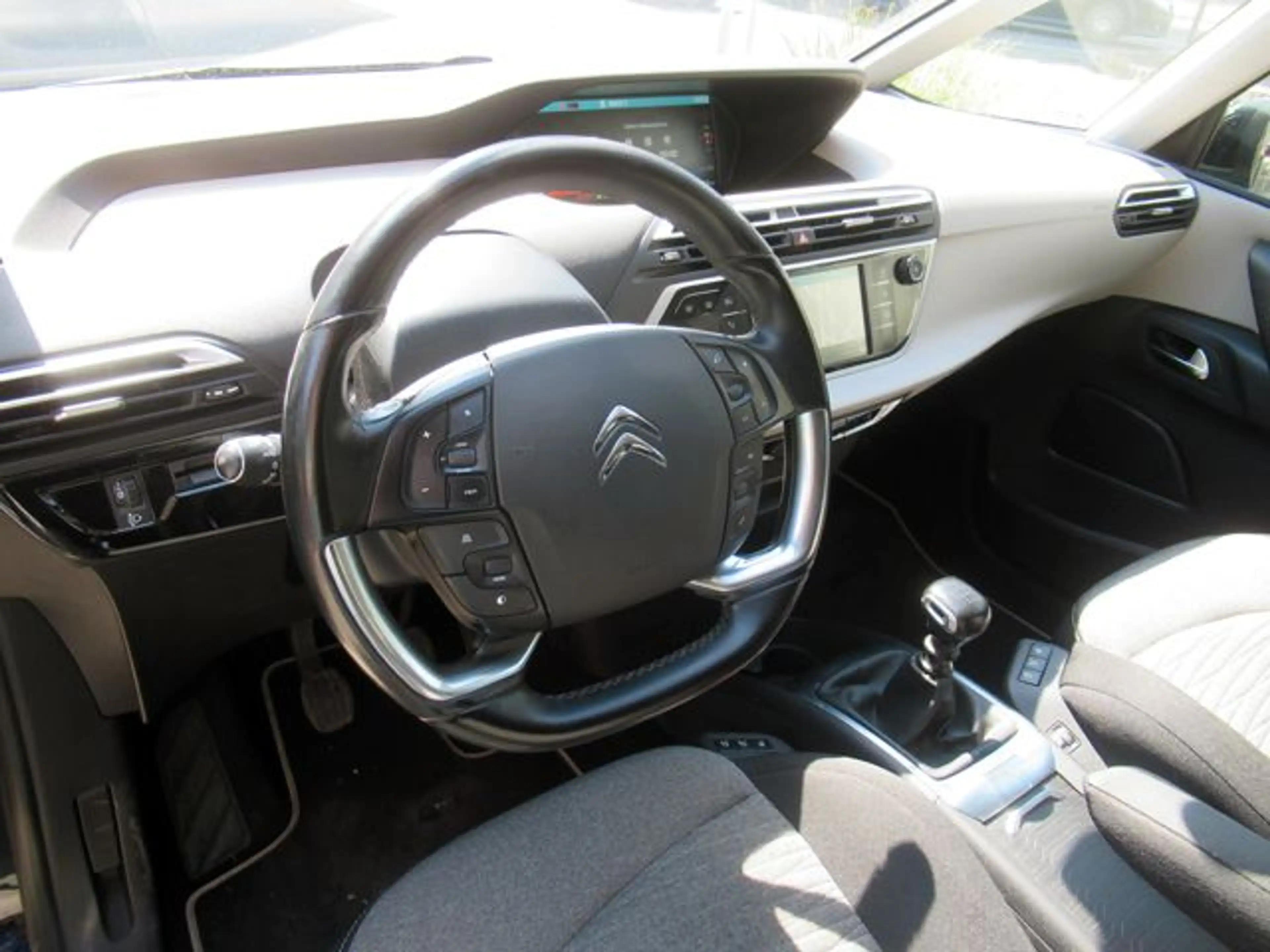 Citroen Grand C4 Picasso Grand Spactourer 1,5HDI 7Sitzer Navi/ACC/RFK/SHZ — photo 5