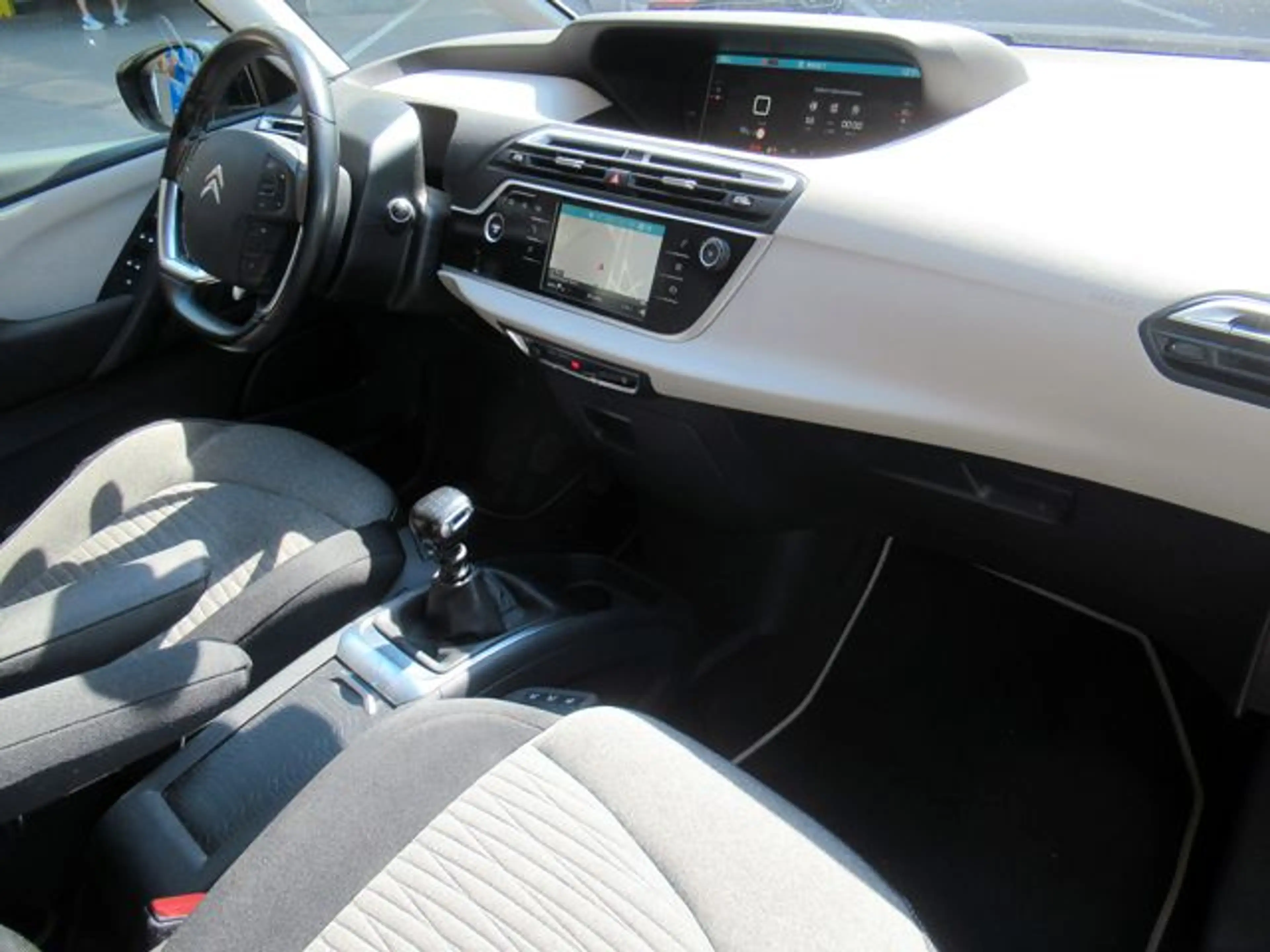 Citroen Grand C4 Picasso Grand Spactourer 1,5HDI 7Sitzer Navi/ACC/RFK/SHZ — photo 9