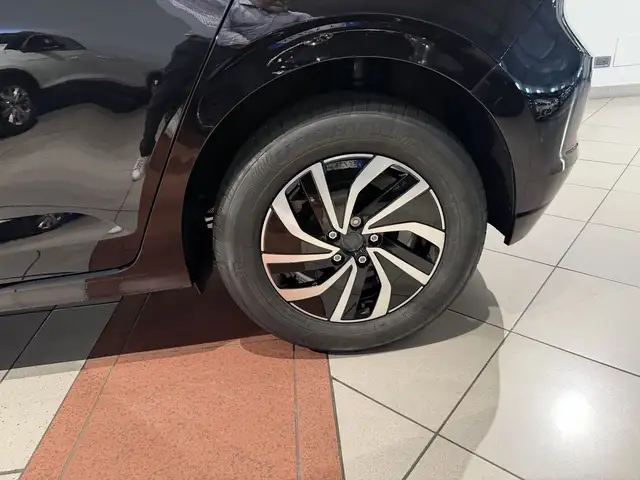 Volkswagen Polo view 13