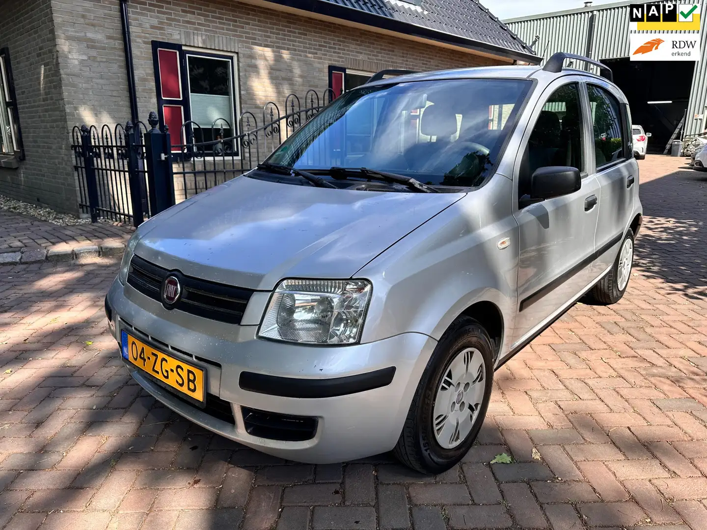 Fiat Panda 1.2 Edizione Cool Gris - 1