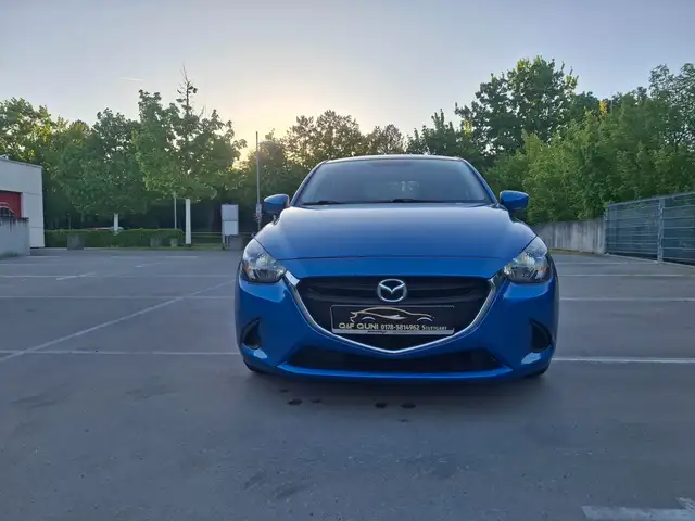 Mazda 2 Center-Line