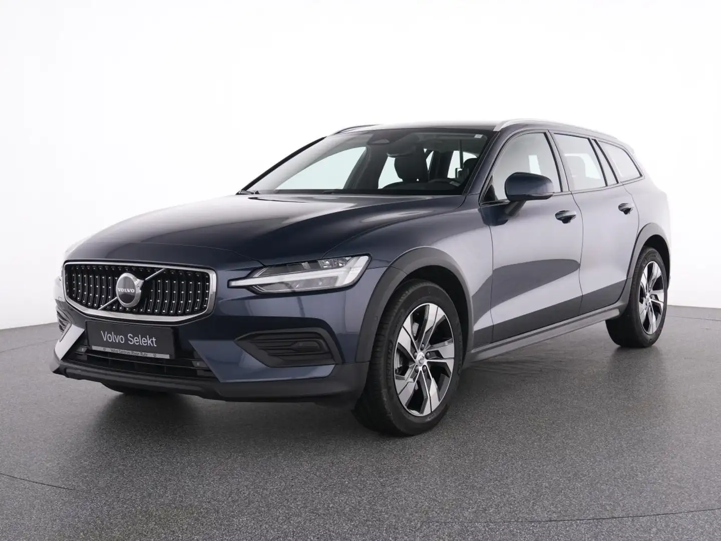 Volvo V60 Cross Country B4 AWD Plus Plus+MEMRY+KAM+DAB Blau - 2