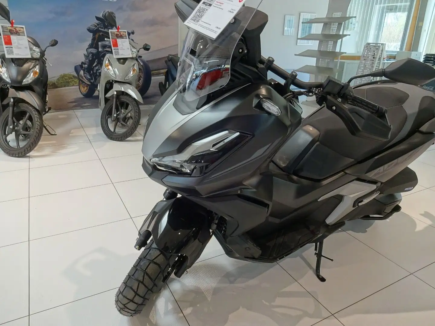 Honda ADV 350 Schwarz - 2