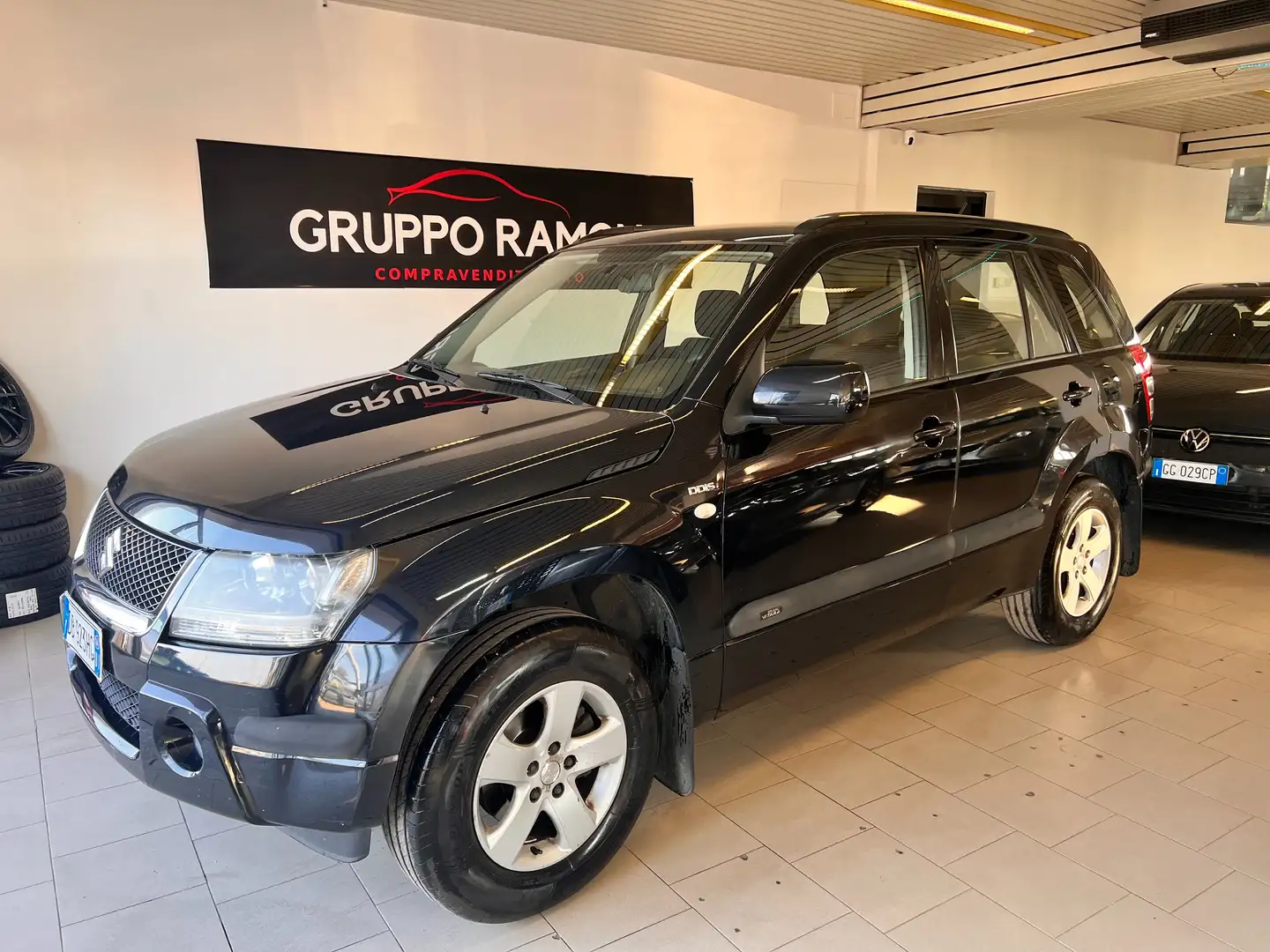 Suzuki Grand Vitara Grand Vitara II 2006 5p 1.9 ddis Executive Schwarz - 1