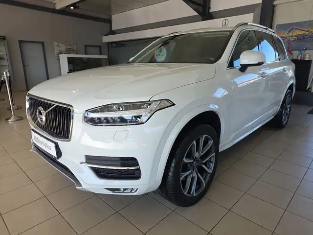 Volvo XC90 D5 Momentum AWD AHK Pano FourC 360° WinterP