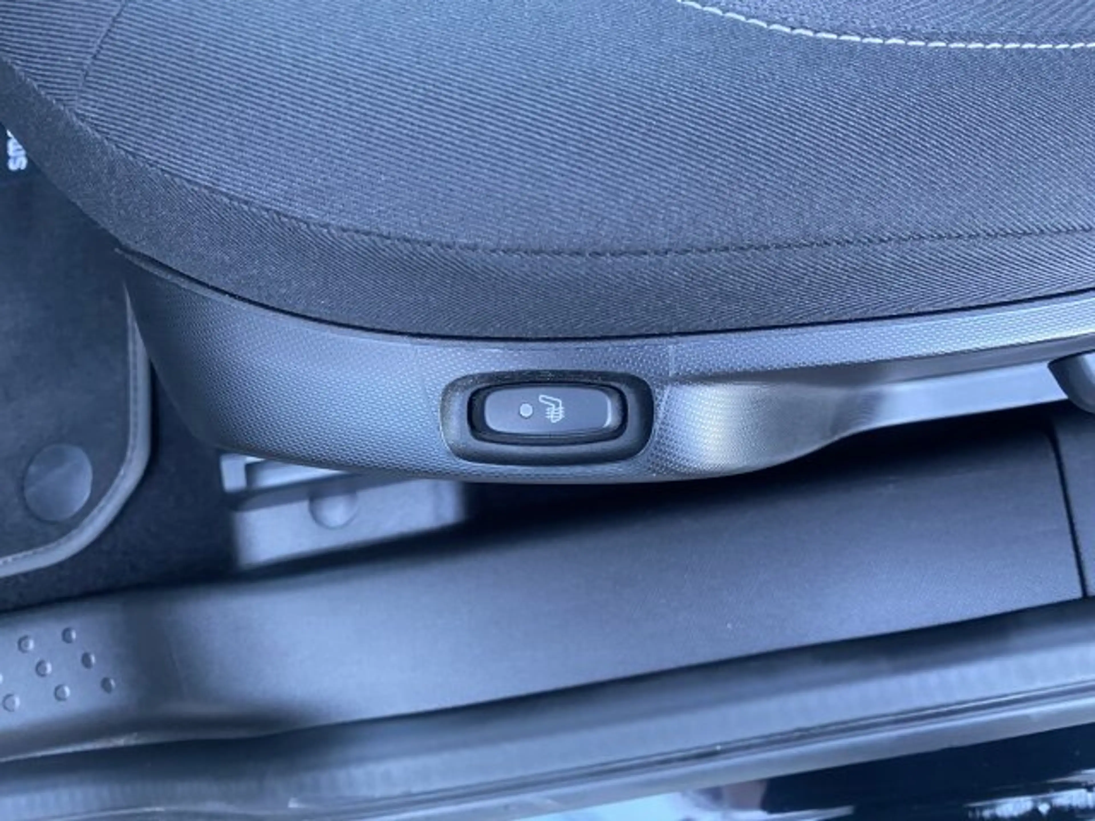 smart forTwo smart EQ fortwo Exclusive Kamera Winterpak. LED BC — photo 14