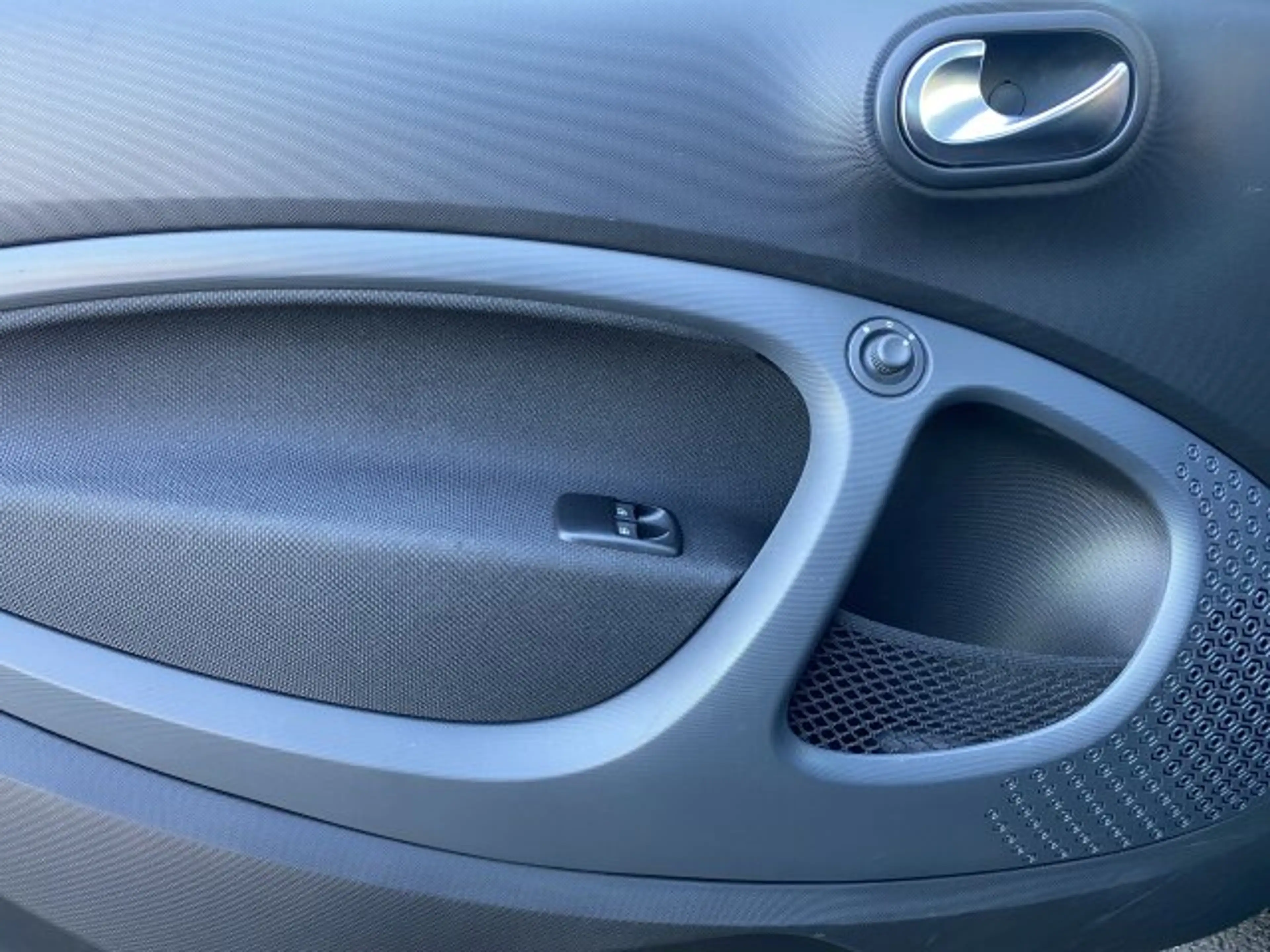 smart forTwo smart EQ fortwo Exclusive Kamera Winterpak. LED BC — photo 15