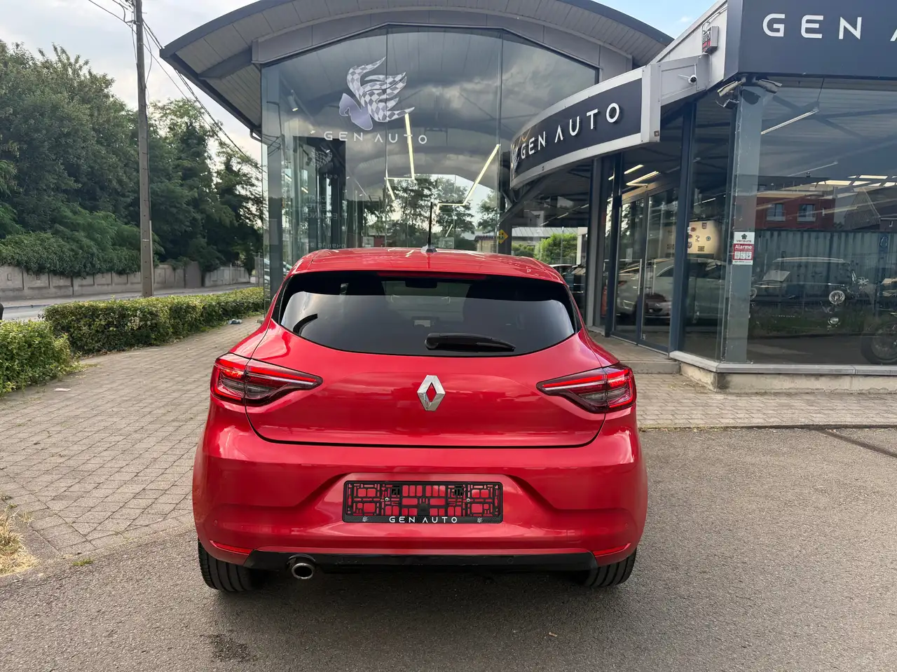 Renault Clio 1.33 TCe Intens EDC Automatique CarPlay GPS Camera Keyless&Go *12 à 36 MOIS GARANTIE, миниатюра 6