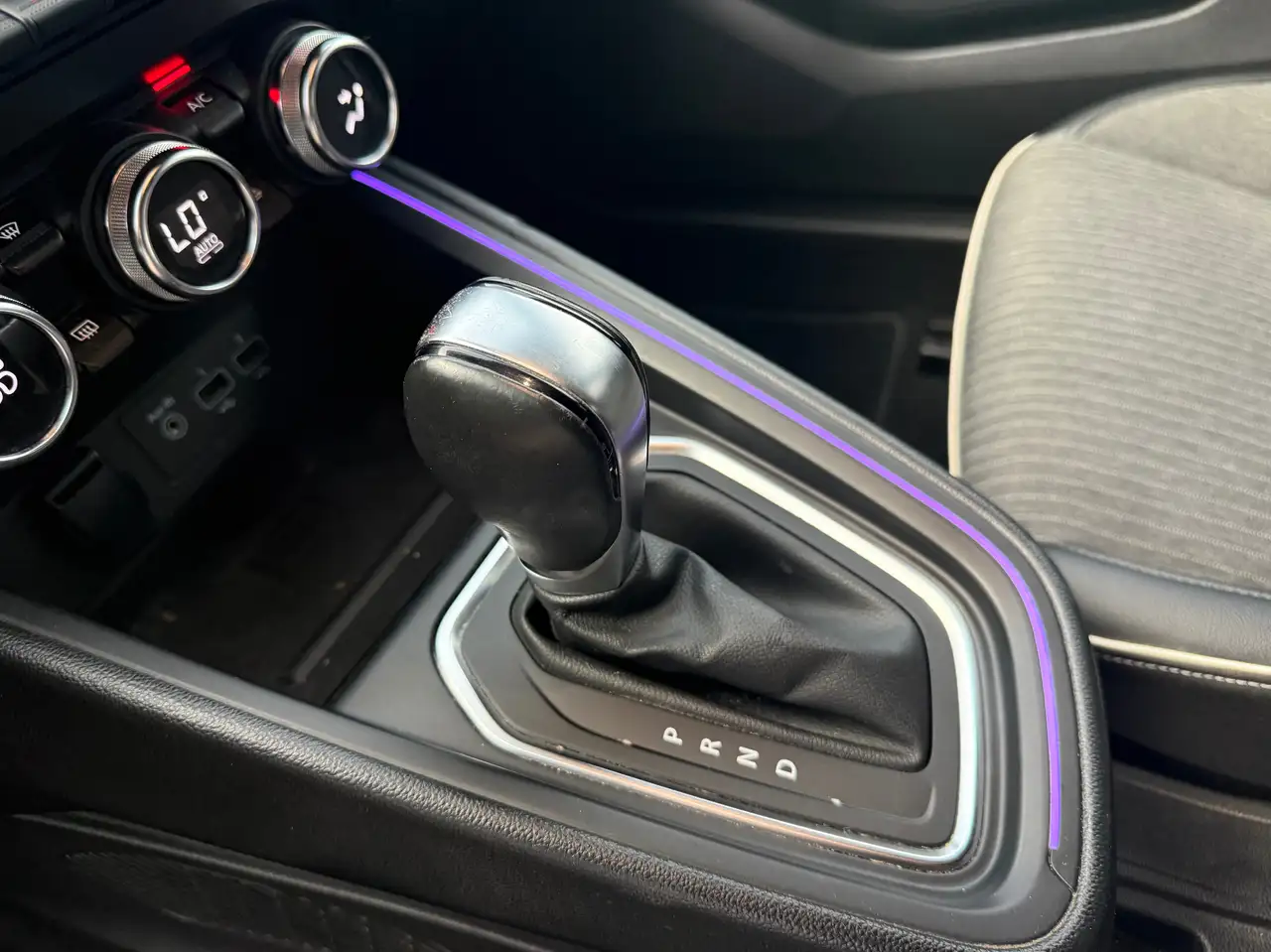 Renault Clio 1.33 TCe Intens EDC Automatique CarPlay GPS Camera Keyless&Go *12 à 36 MOIS GARANTIE, миниатюра 16