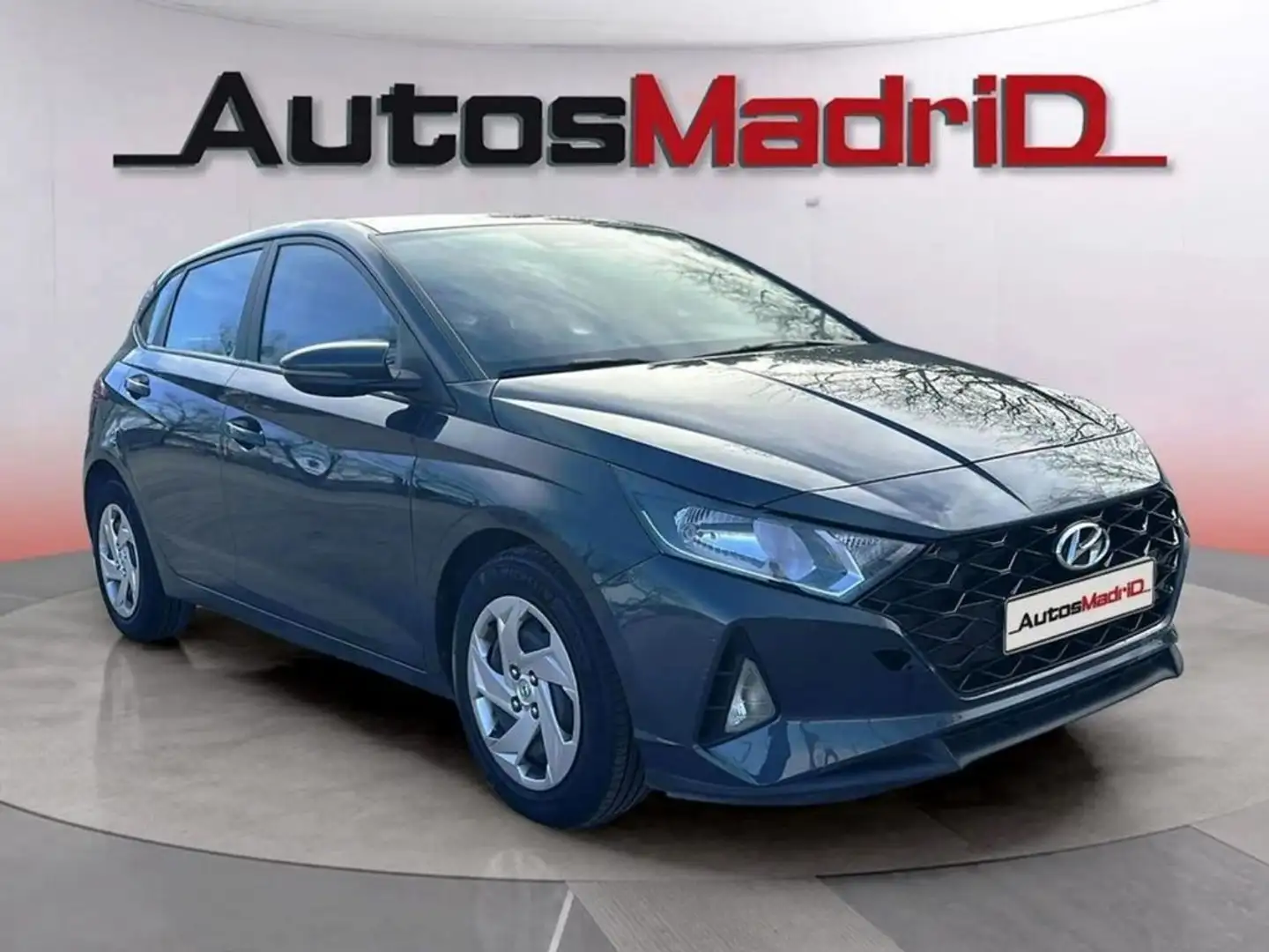 Hyundai i20 1.0 TGDI 74kW (100CV) Klass Gris - 1
