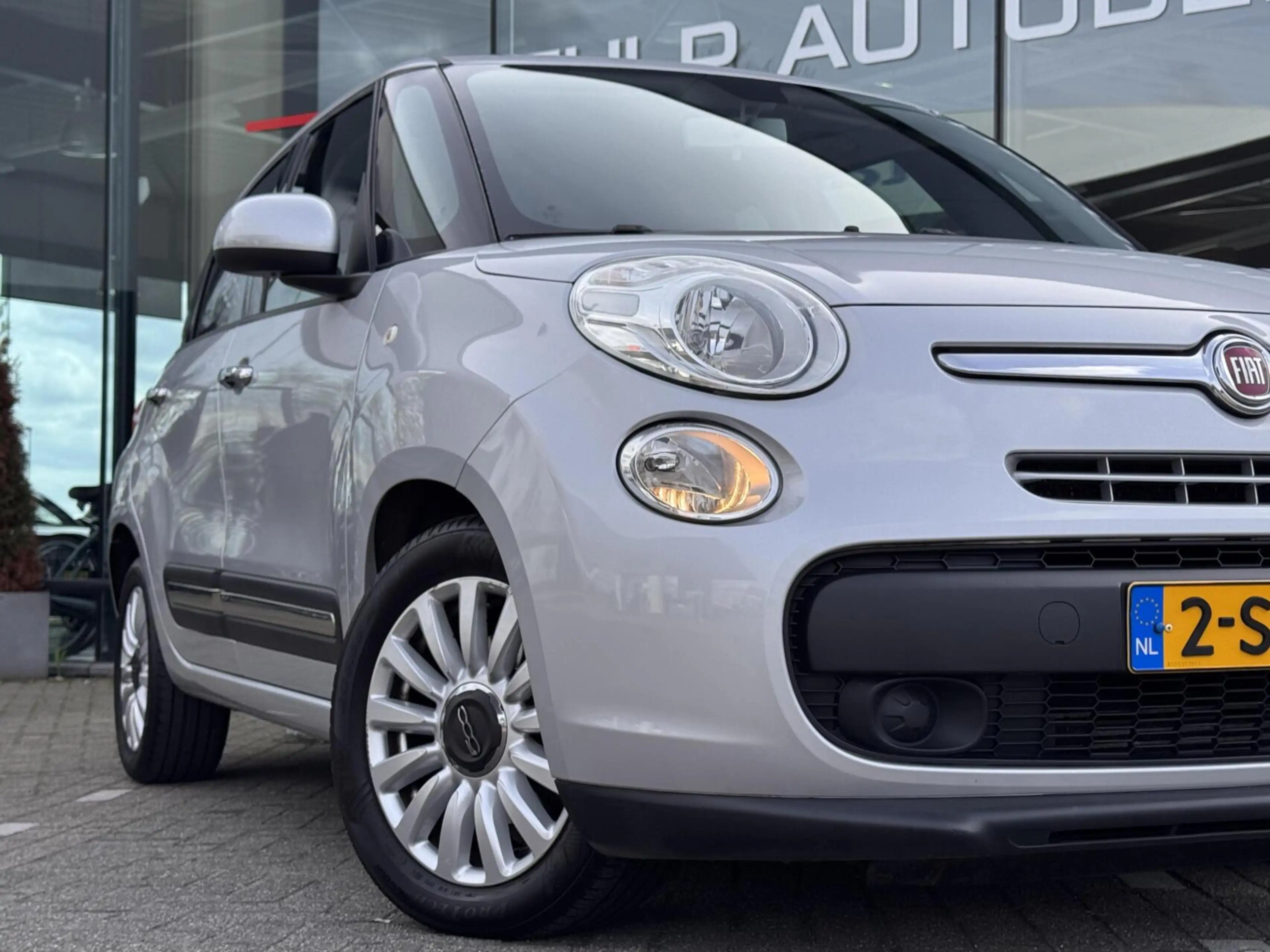 Fiat 500L 0.9 TwinAir Easy Eco Airco Cruise Bluetooth NAP — photo 10