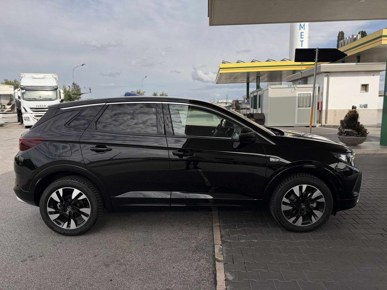 Opel Grandland X Grandland I 2022 1.5 ecotec GS Line s/TOTAL BLACK