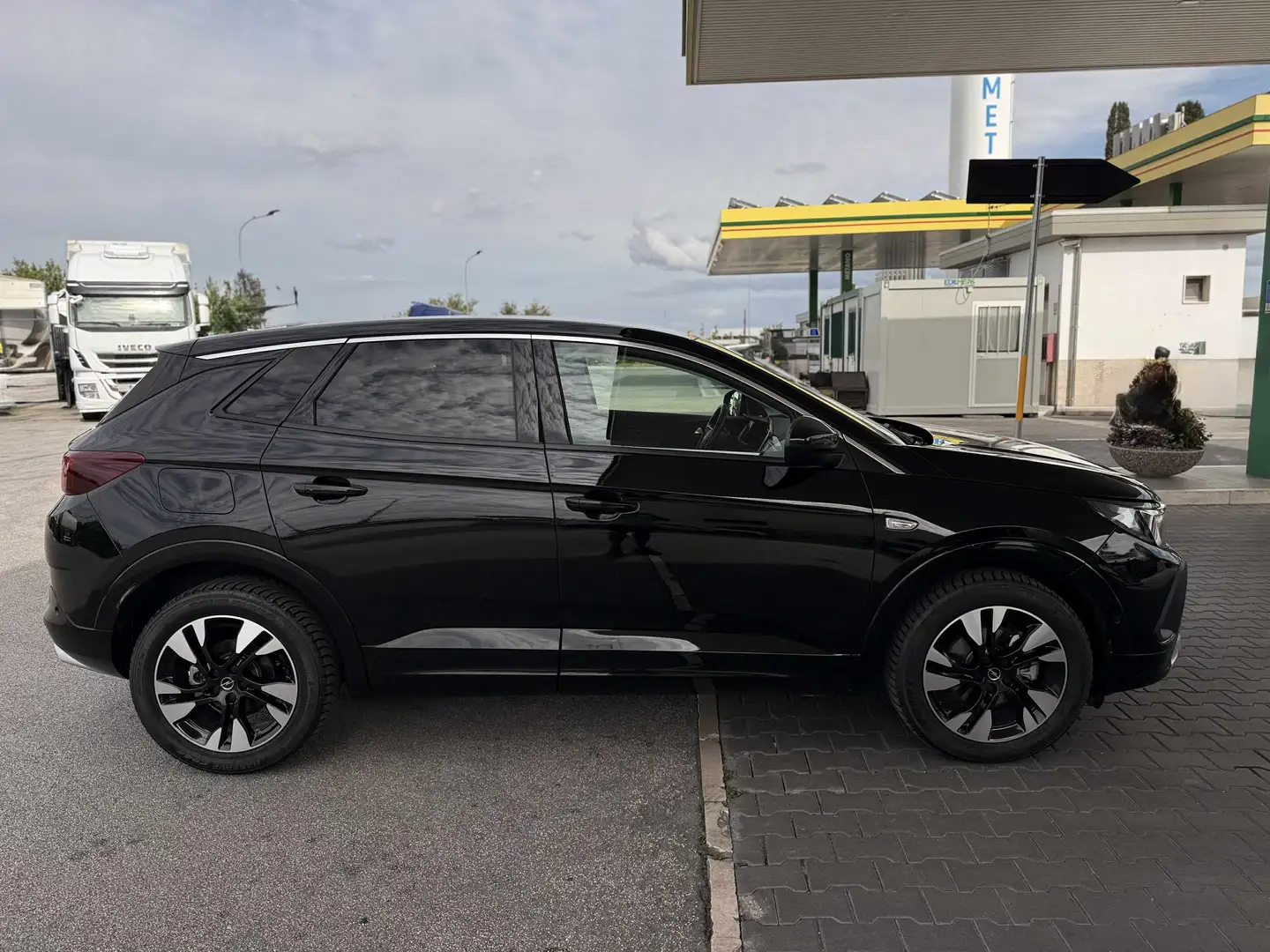Opel Grandland X Grandland I 2022 1.5 ecotec GS Line s/TOTAL BLACK Nero - 1