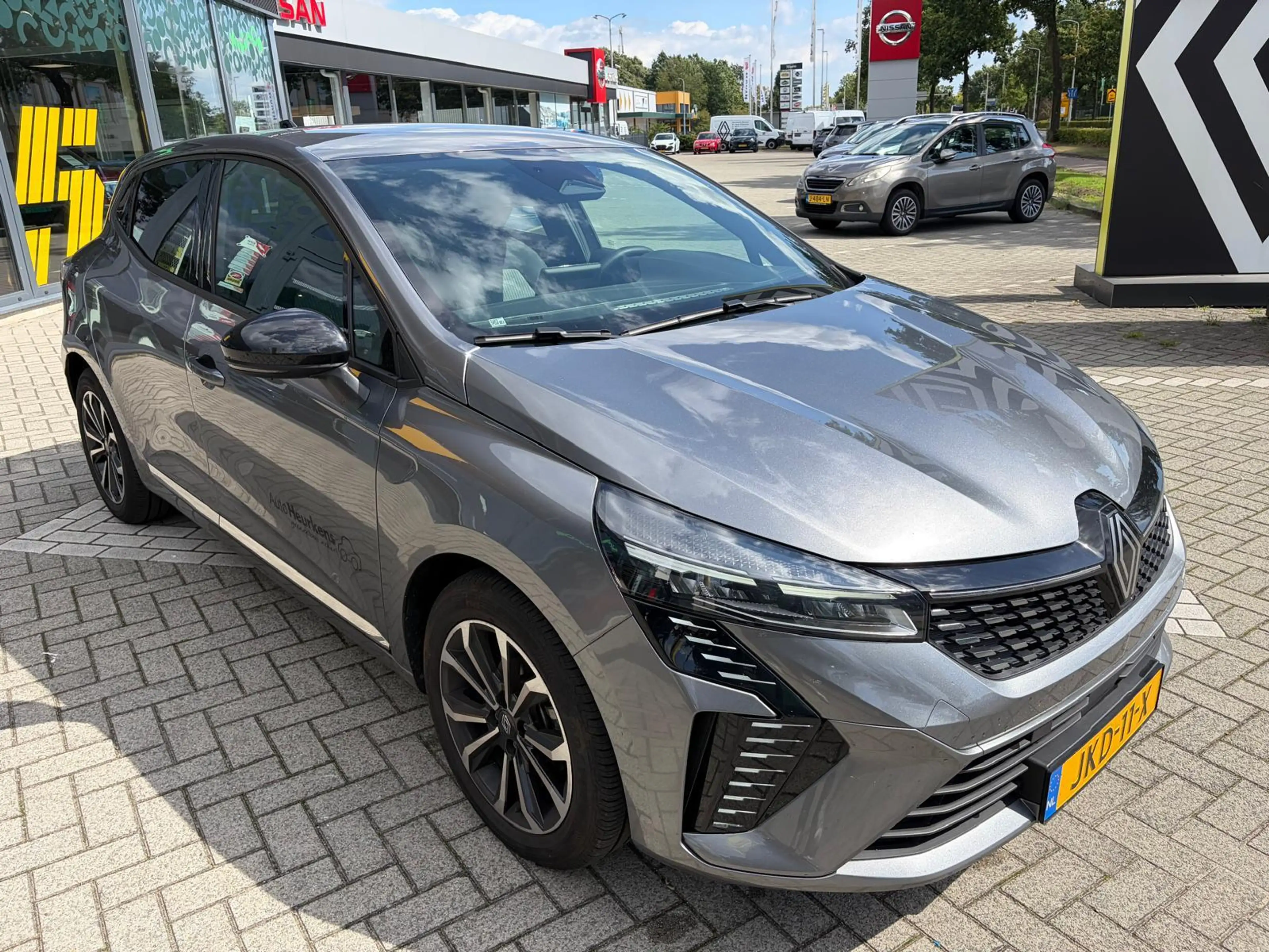 Renault Clio TCe 90 GPF techno | Carplay | Parkeersensor | — photo 3