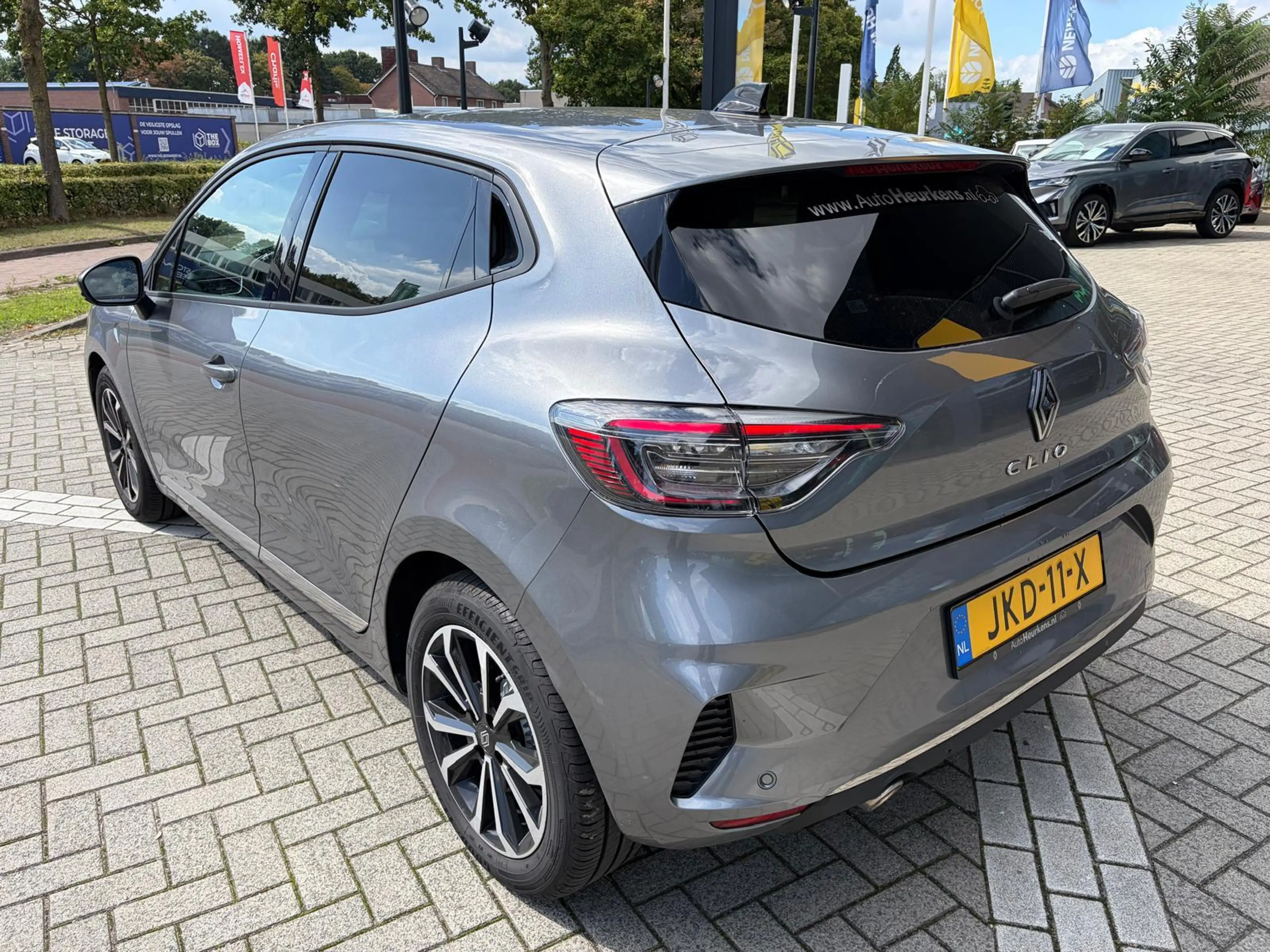 Renault Clio TCe 90 GPF techno | Carplay | Parkeersensor | — photo 6