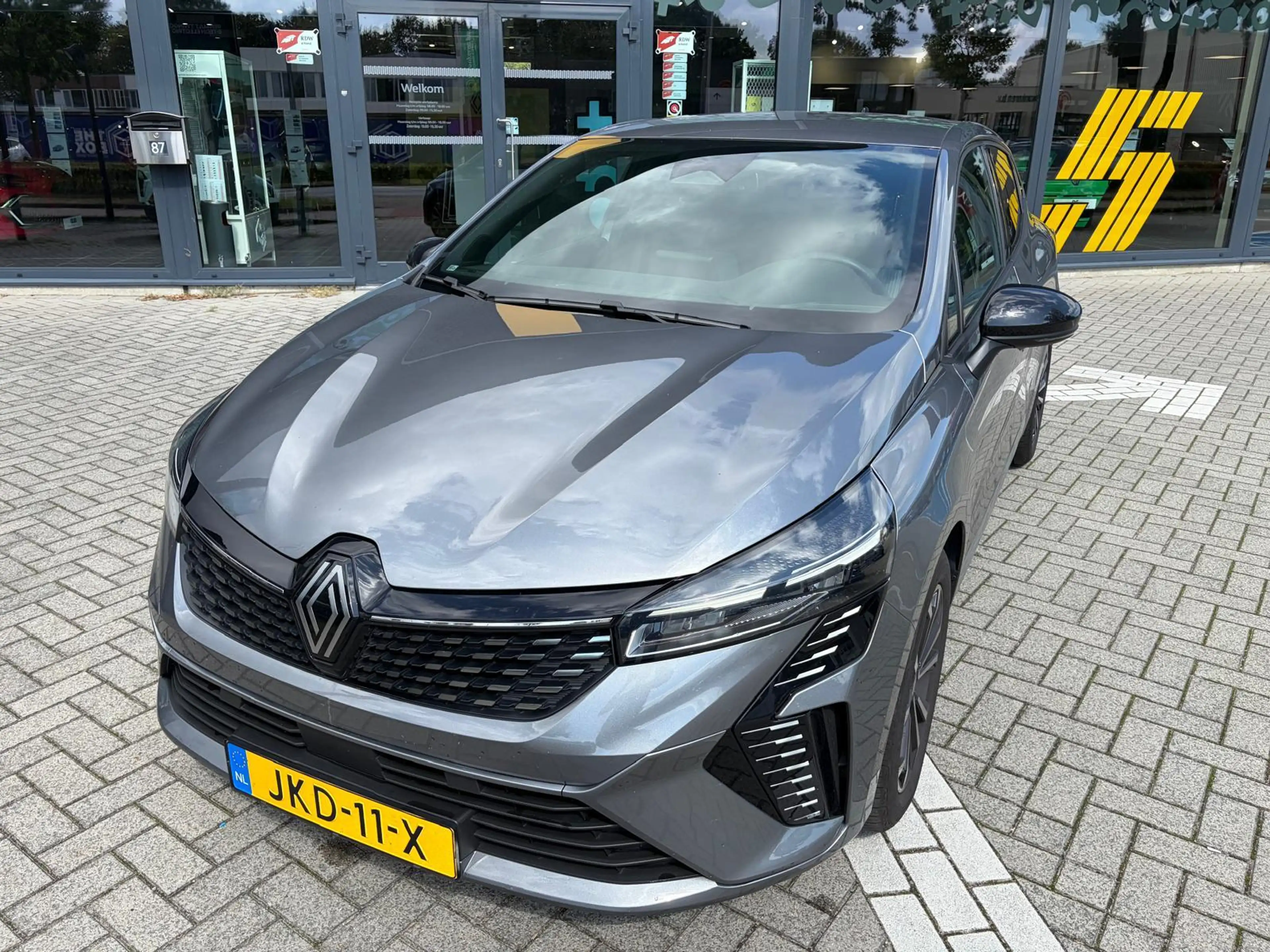 Renault Clio TCe 90 GPF techno | Carplay | Parkeersensor | — photo 2