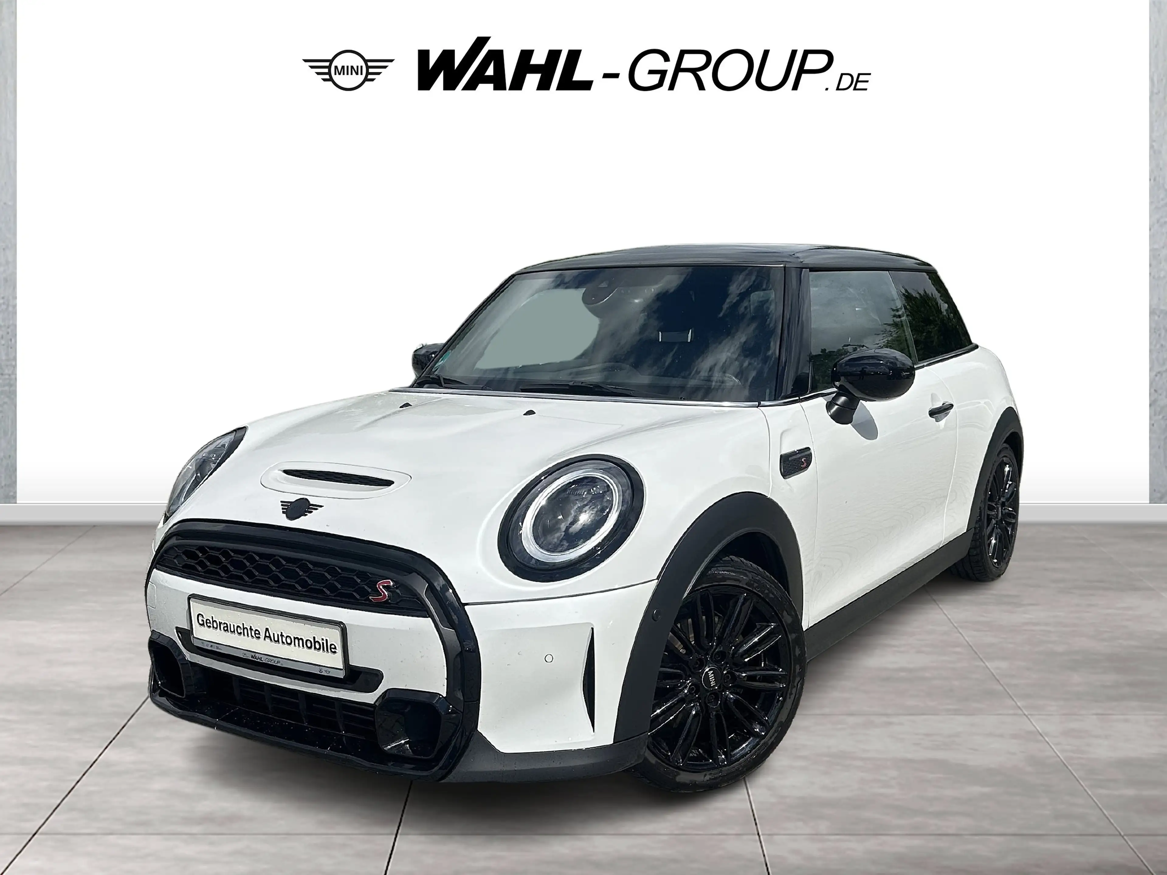 MINI Cooper S 3-TÜRER CLASSIC TRIM DKG LEDER NAVI LED RFK GRA KO