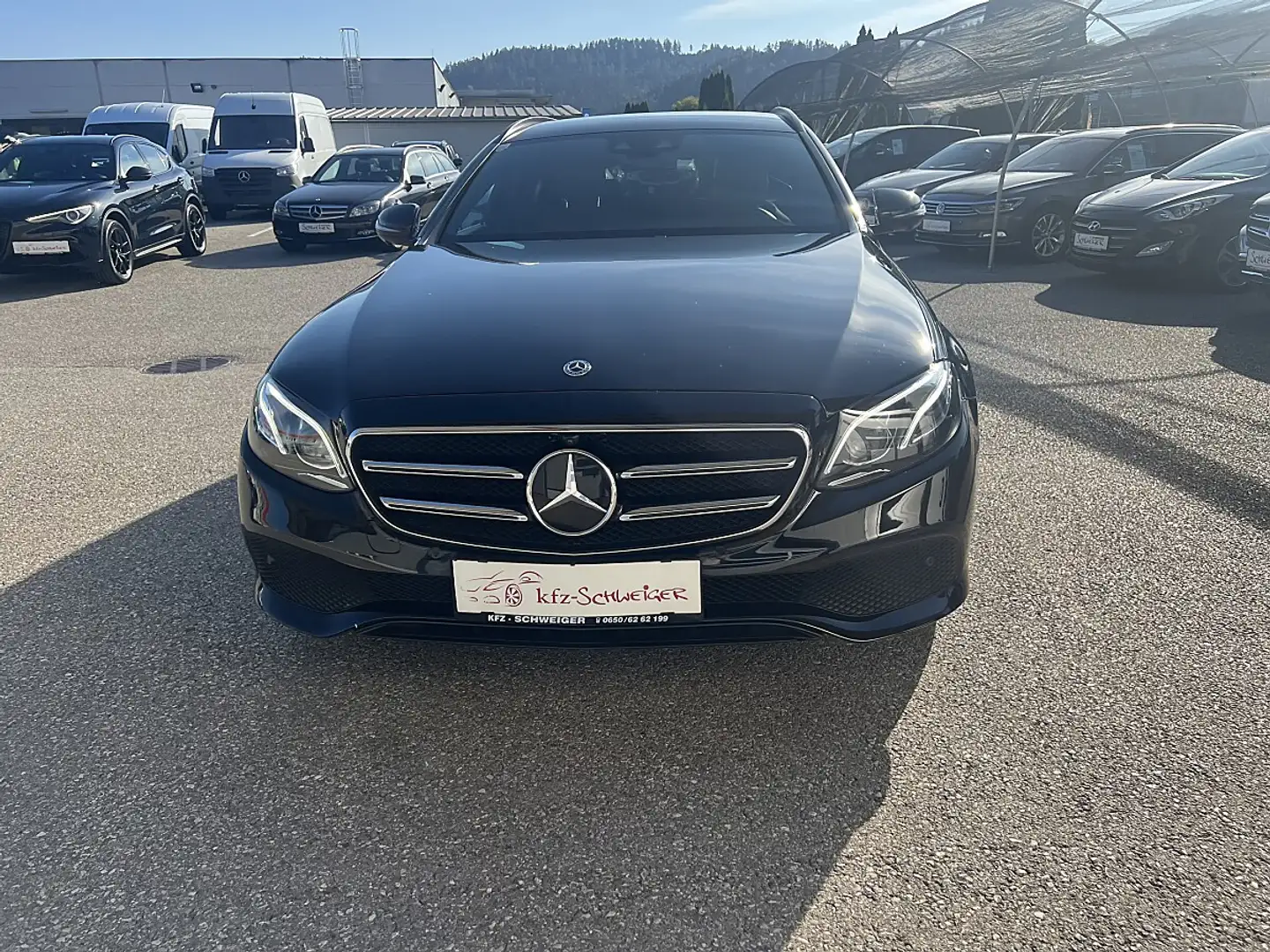 Mercedes-Benz E 350 d T Avantgarde Aut. Schwarz - 2