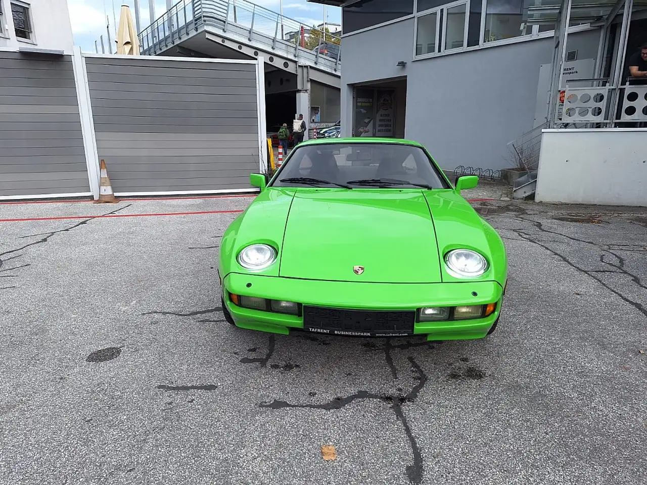 Porsche 928 Coupe, foto 2