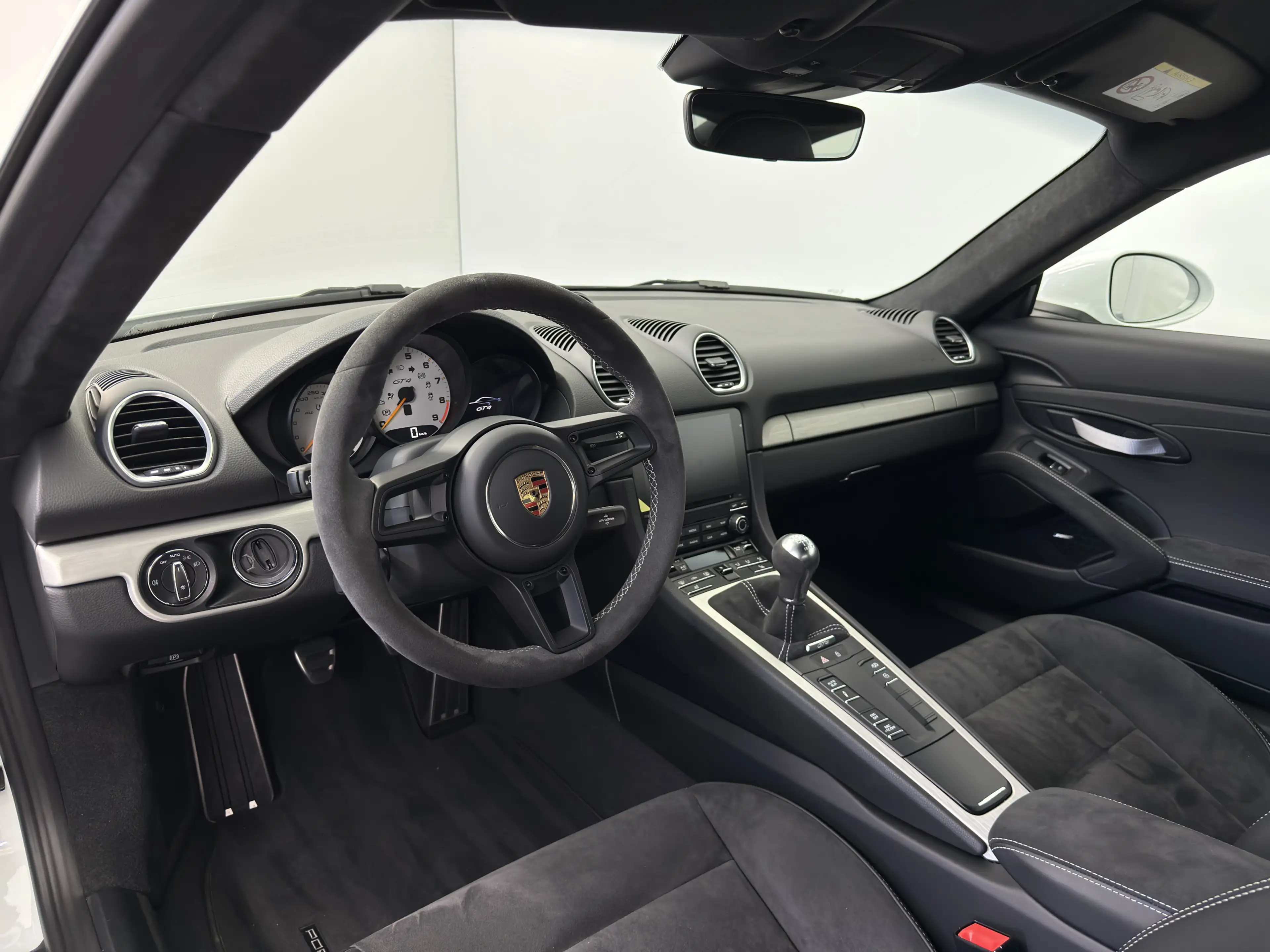 Porsche Cayman GT4|2.Hand|Approved|PDLS+|Bose|PCM|PASM| — photo 9
