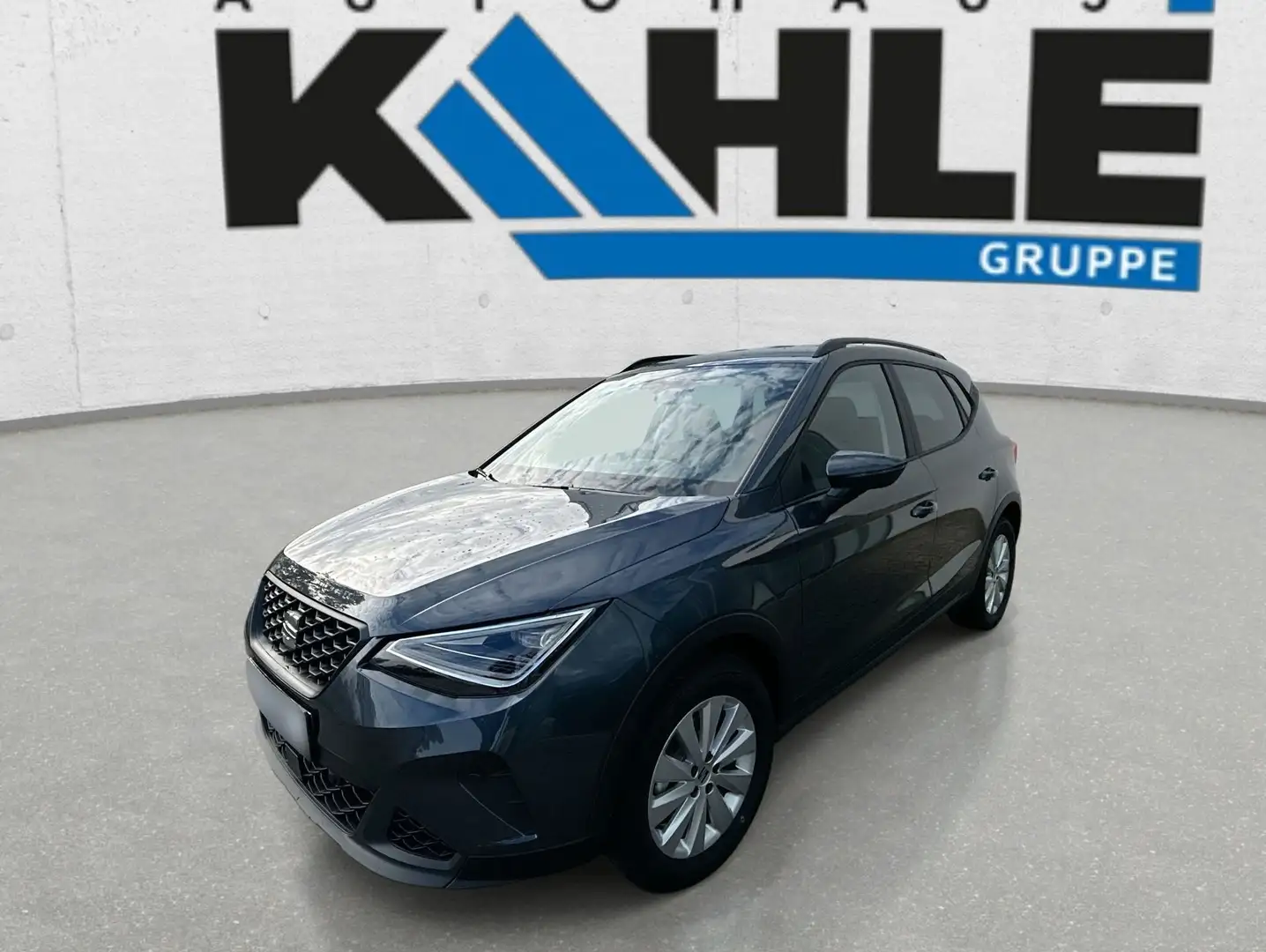 SEAT Arona 1.0 TSI DSG Style Navi AHK LFW LED SHZ RFK App-Con Grau - 2