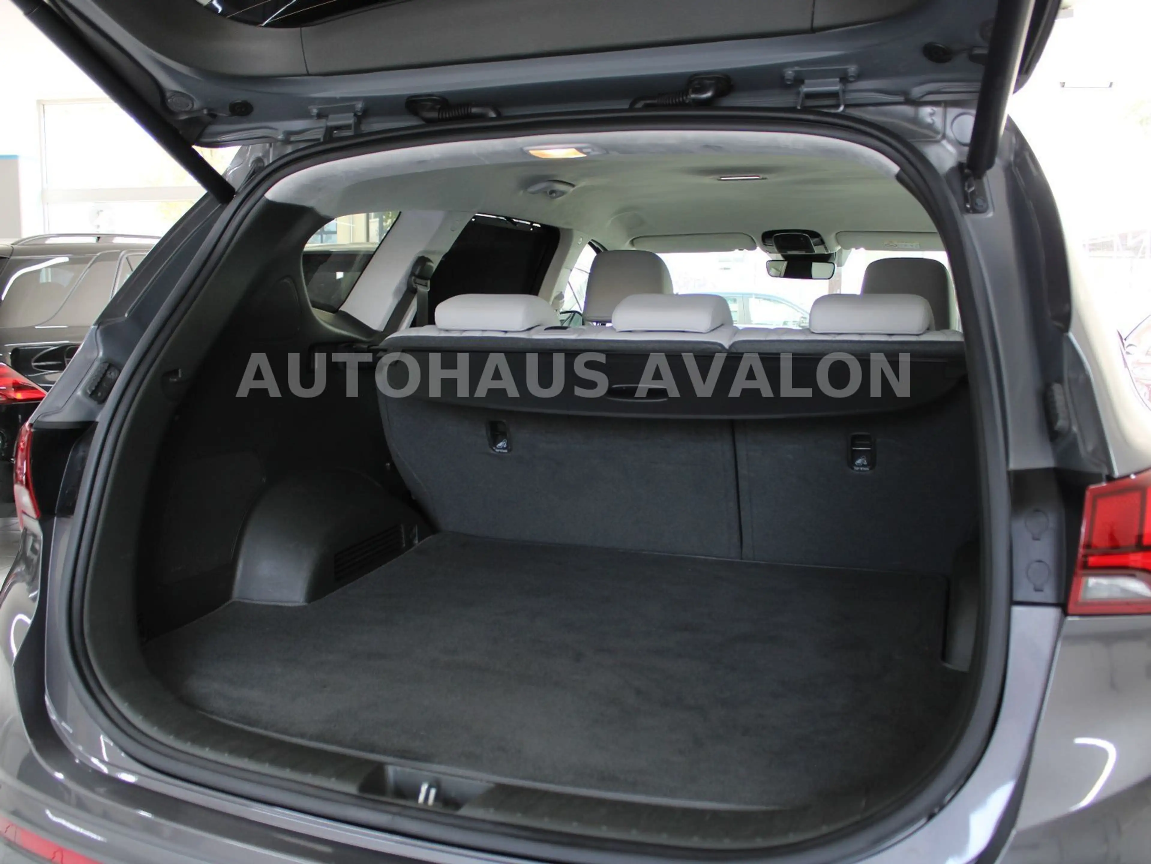 Hyundai SANTA FE 2.2 CRDi 4WD SIGNATURE*SITZKLIMA~AHK — photo 11