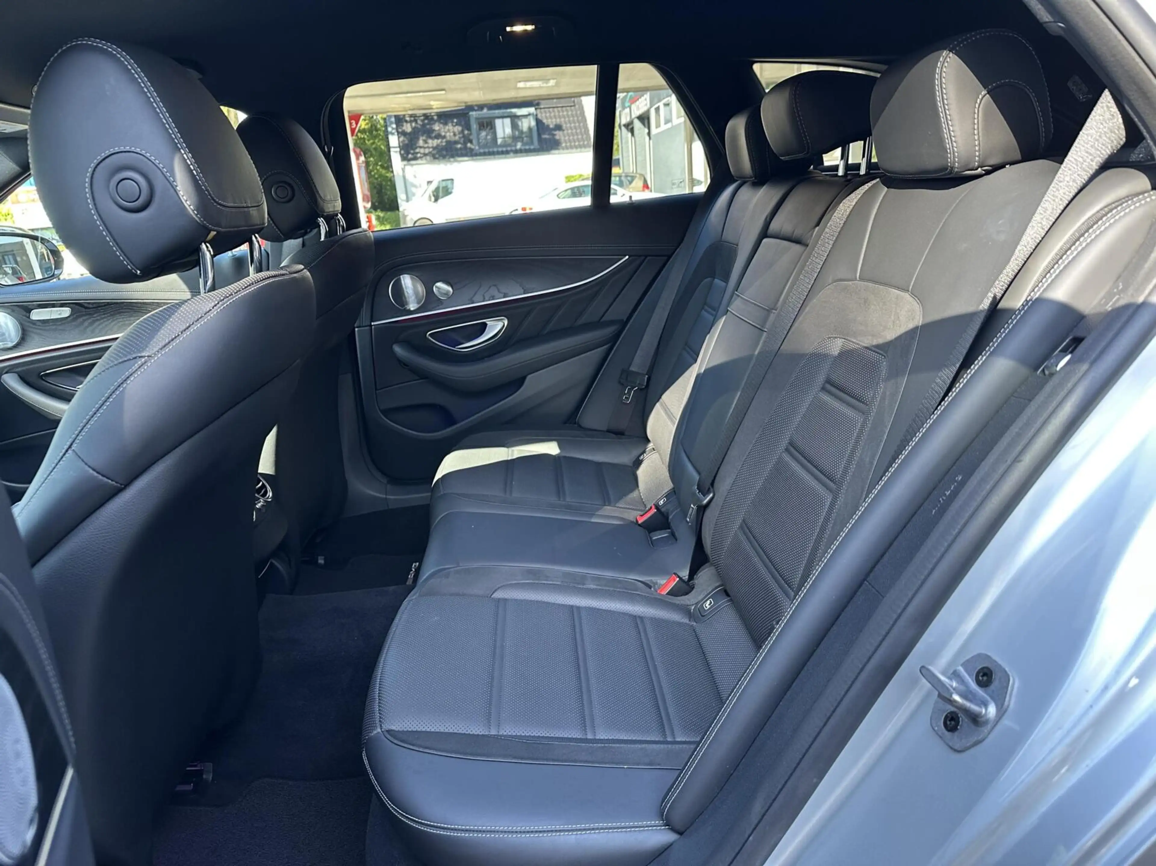 Mercedes-Benz E 63 AMG Estate 4MATIC Burmester, 360 Camera, Luchtvering.. — photo 12