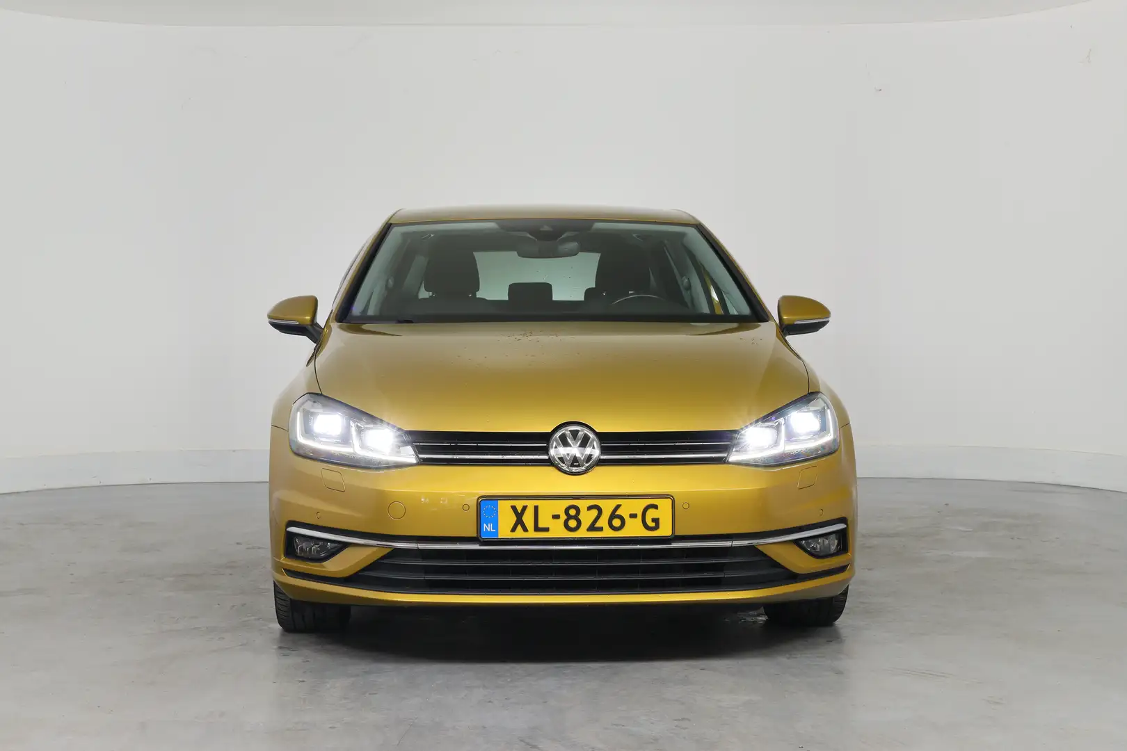 Volkswagen Golf 1.5 TSI Highline | Dealer Onderhouden! | LED | Mas Jaune - 2