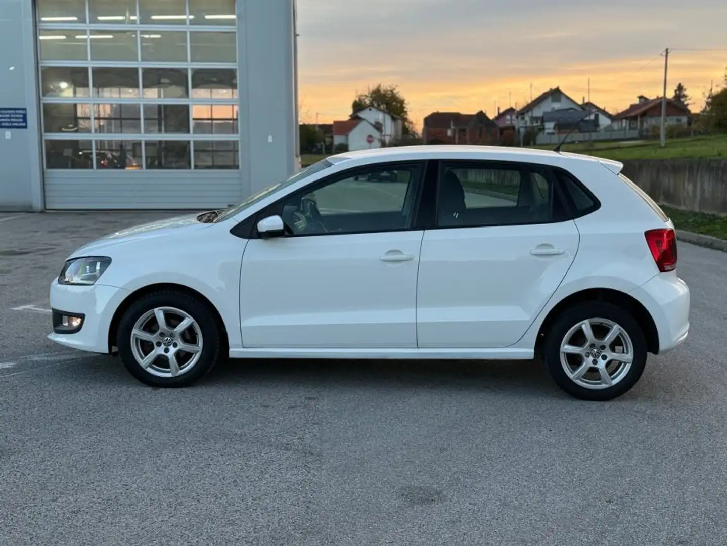 Volkswagen Polo Polo 1.6 TDI 75 CR FAP Trendline Blanc - 2