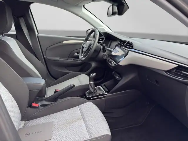 Opel Corsa view 9