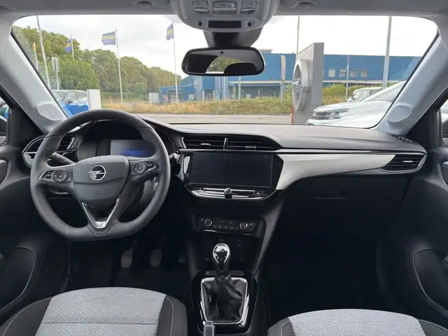 Opel Corsa view 10
