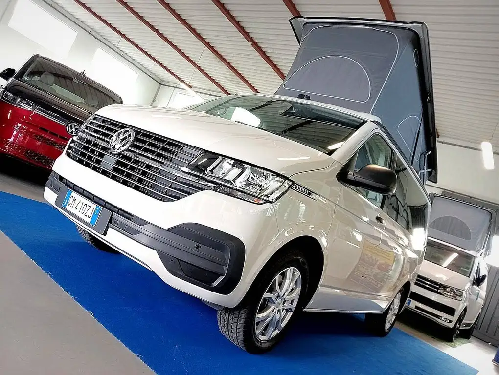 Volkswagen T6.1 California 2023 из Европы — купить под ключ