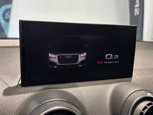 Audi Q2 view 18
