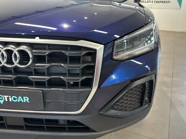 Audi Q2 view 20