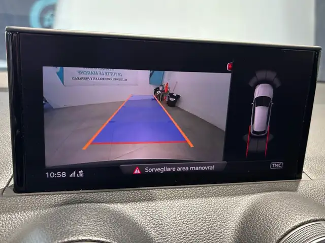 Audi Q2 view 14