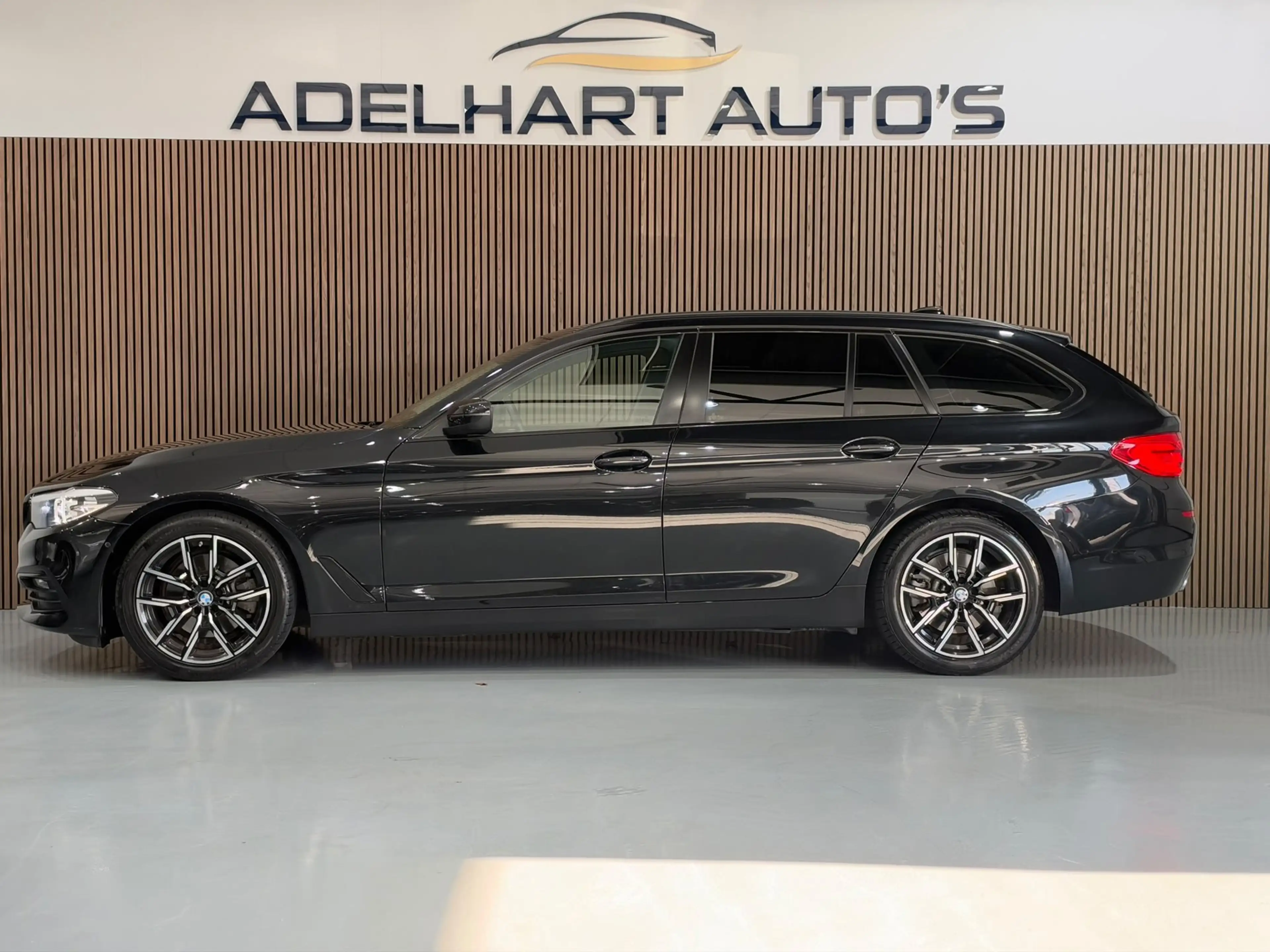 BMW 520 5-serie Touring 520i High Executive Automaat Navig — photo 2