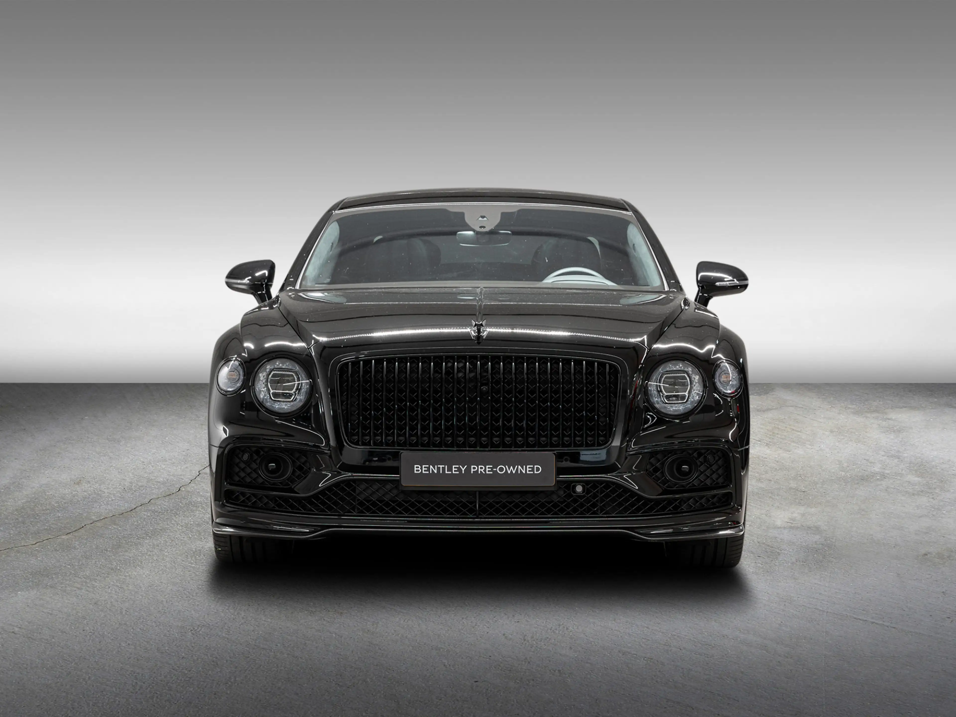 Bentley Flying Spur Azure Hybrid |Touring Spec|NAIM|Rotating — photo 2