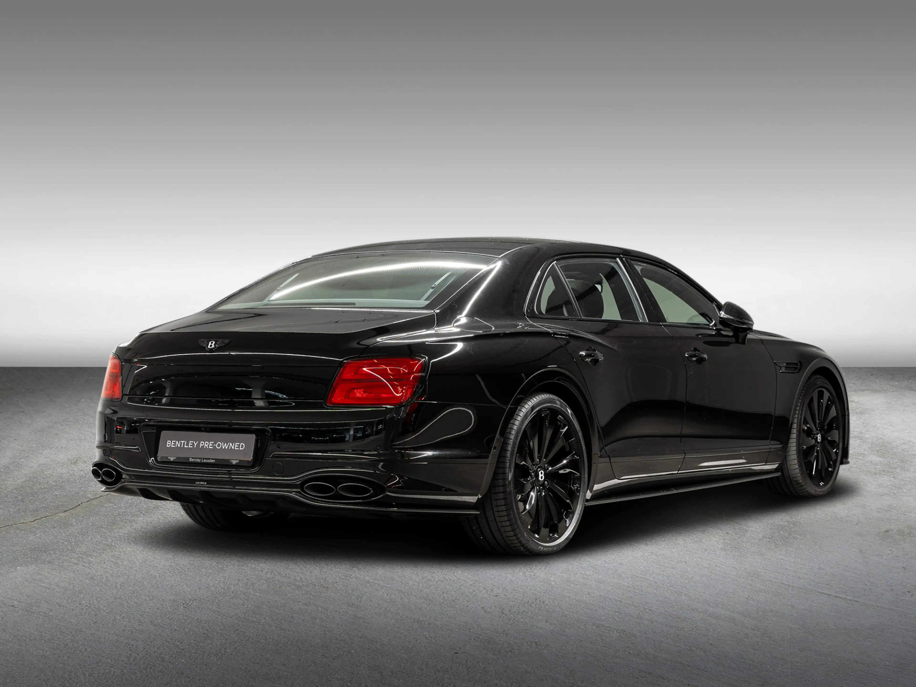 Bentley Flying Spur Azure Hybrid |Touring Spec|NAIM|Rotating — photo 7