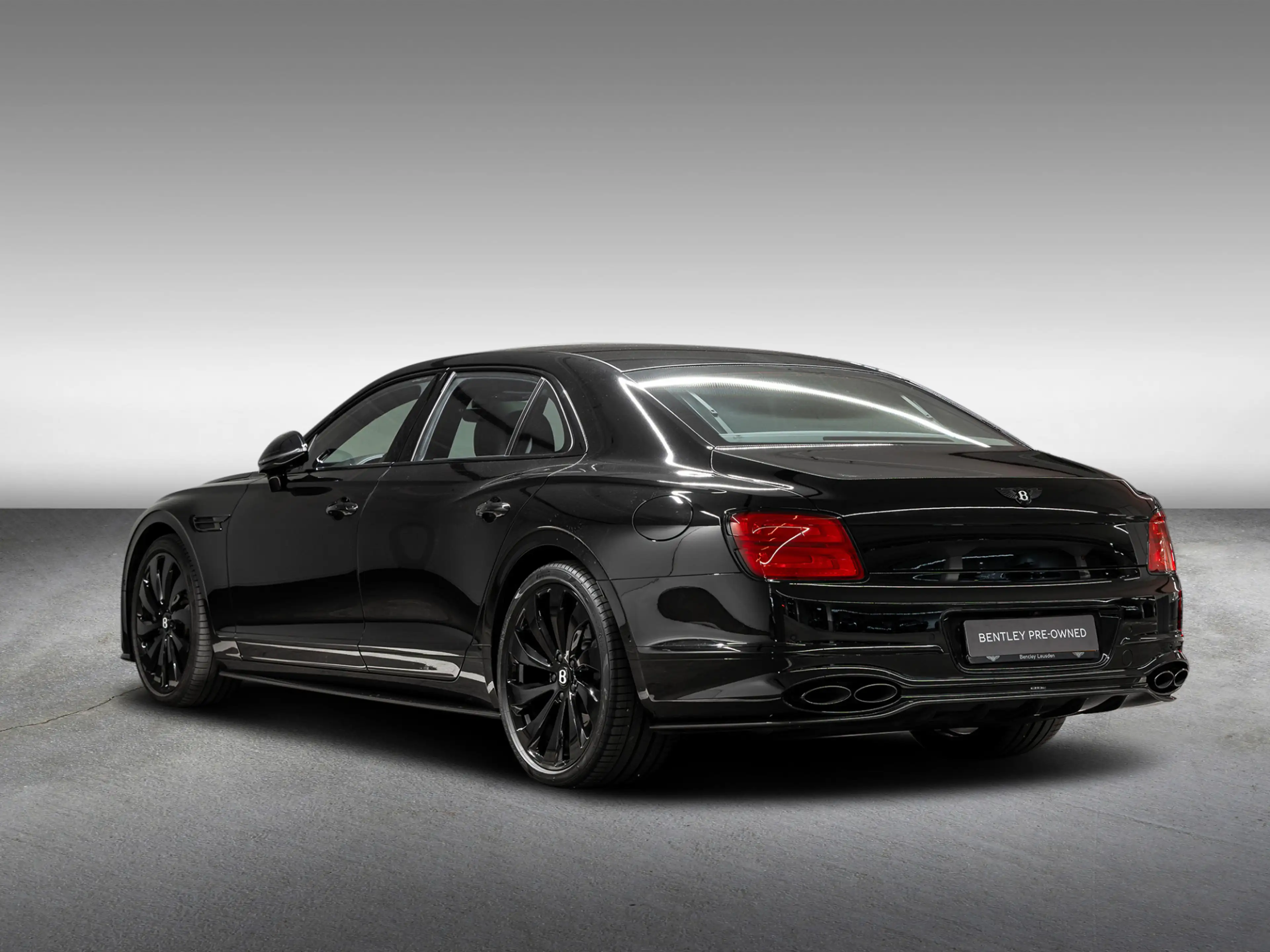 Bentley Flying Spur Azure Hybrid |Touring Spec|NAIM|Rotating — photo 6