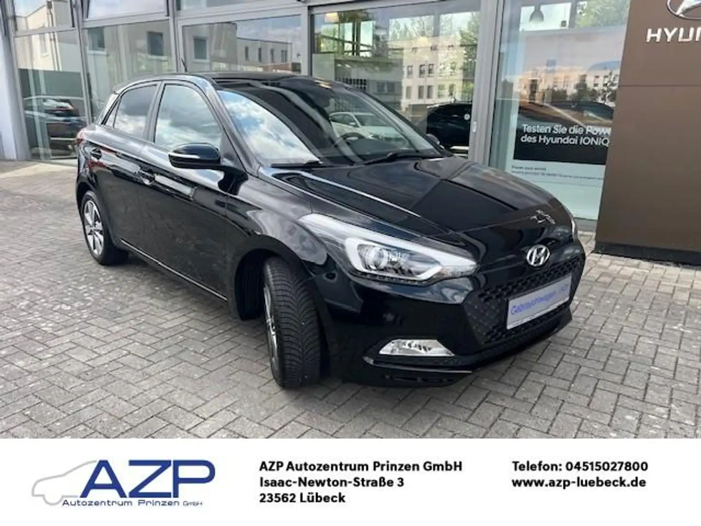 Hyundai i20 1.4 "Intro Edition" Klimaaut.Shz.LM.Allwetter Schwarz - 1