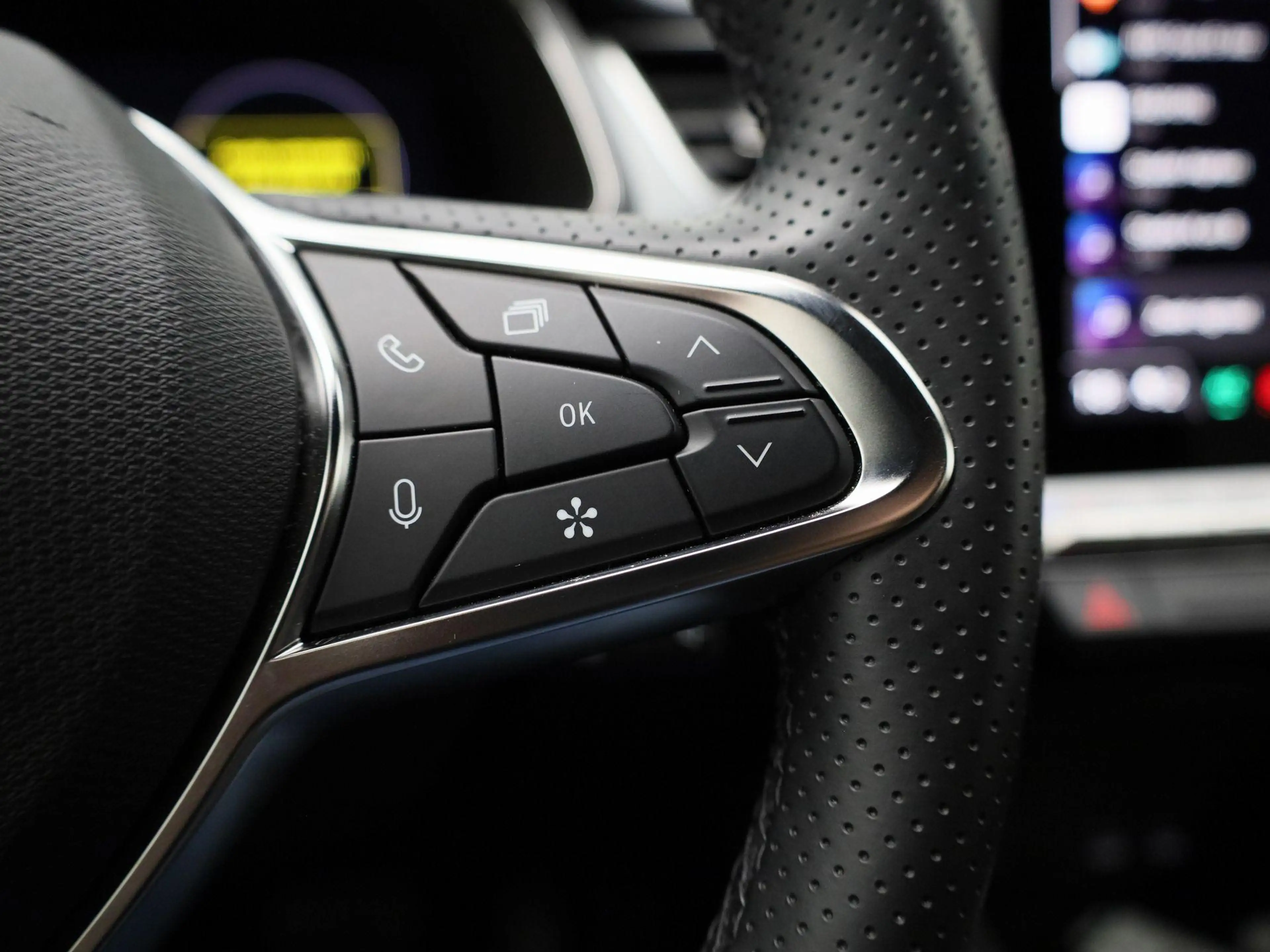Renault Captur 1.8 E-Tech full hybrid 160 techno — photo 15