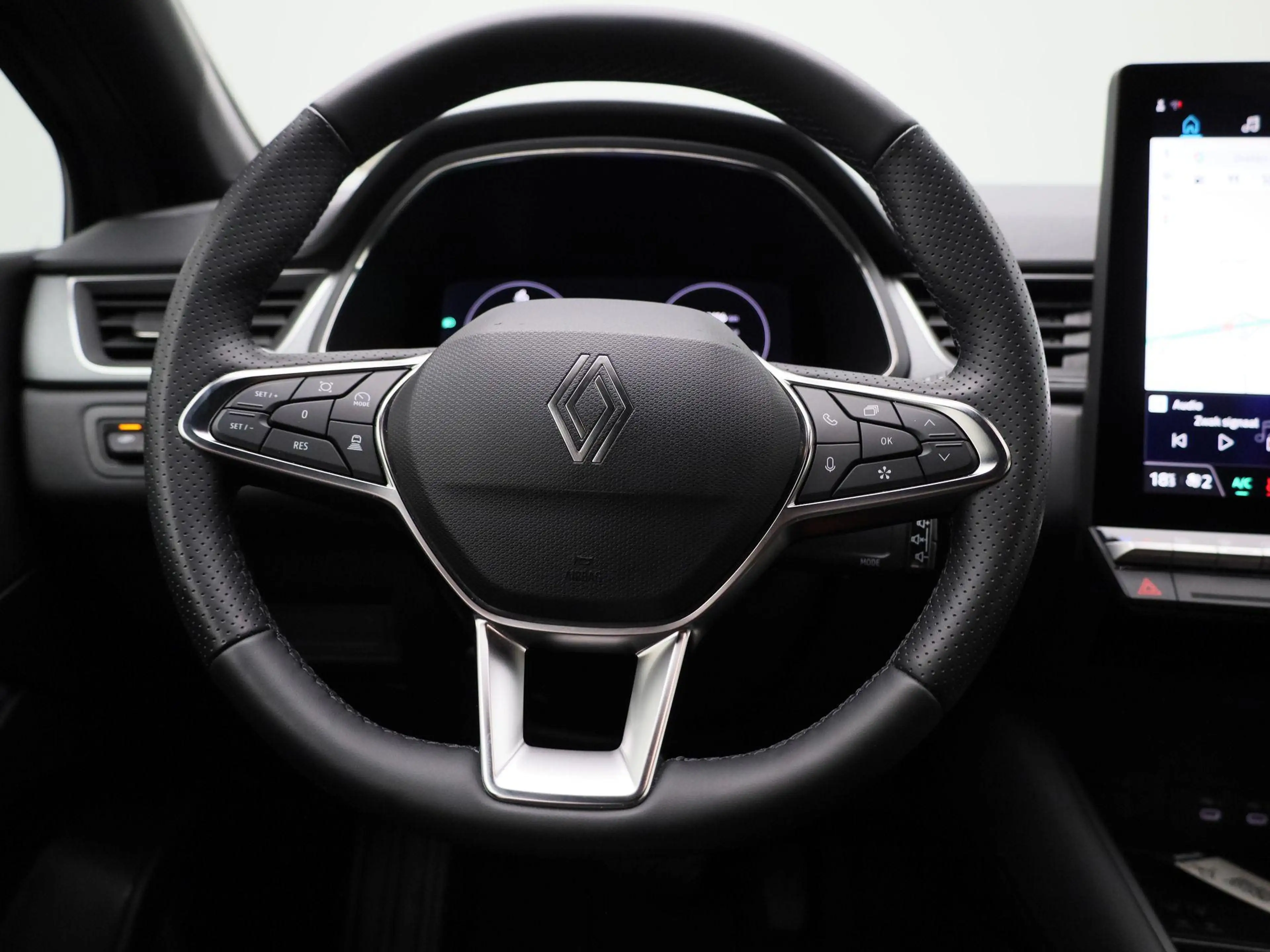 Renault Captur 1.8 E-Tech full hybrid 160 techno — photo 7