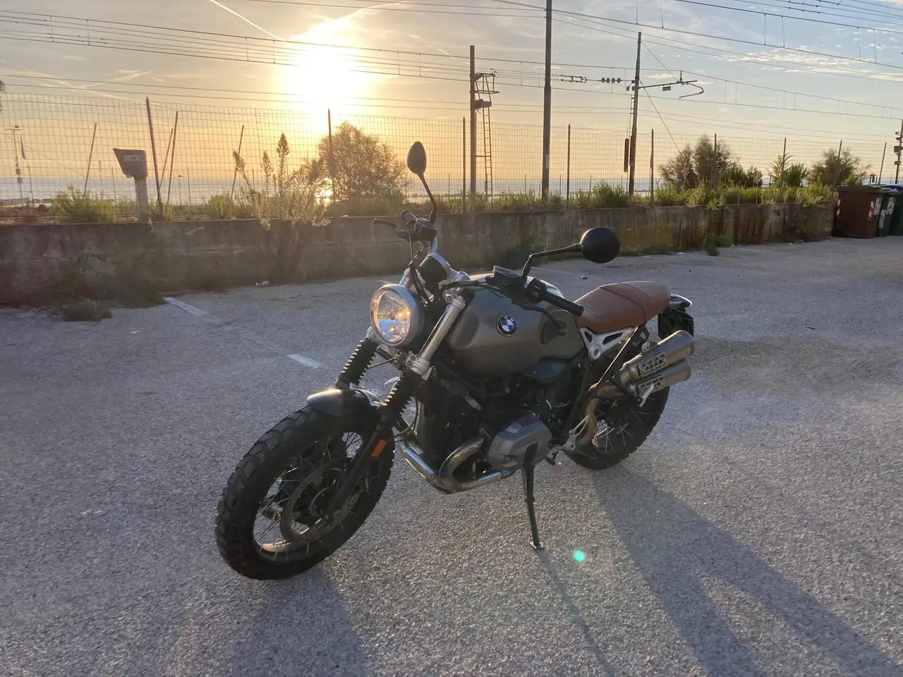 BMW R nineT