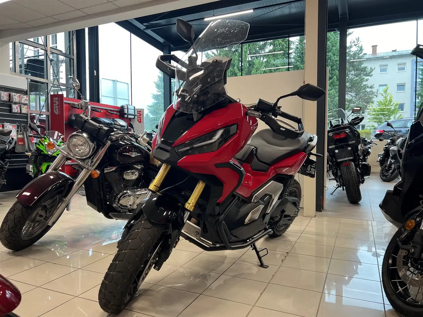 Honda X-ADV - 2